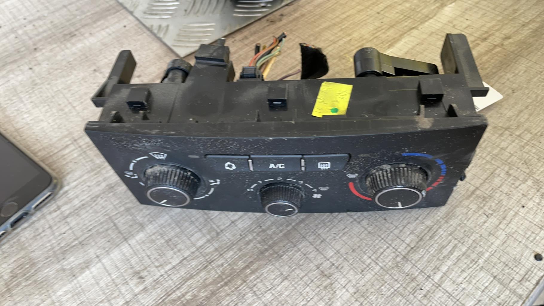 Commande chauffage PEUGEOT 207 PHASE 2 Diesel - 1