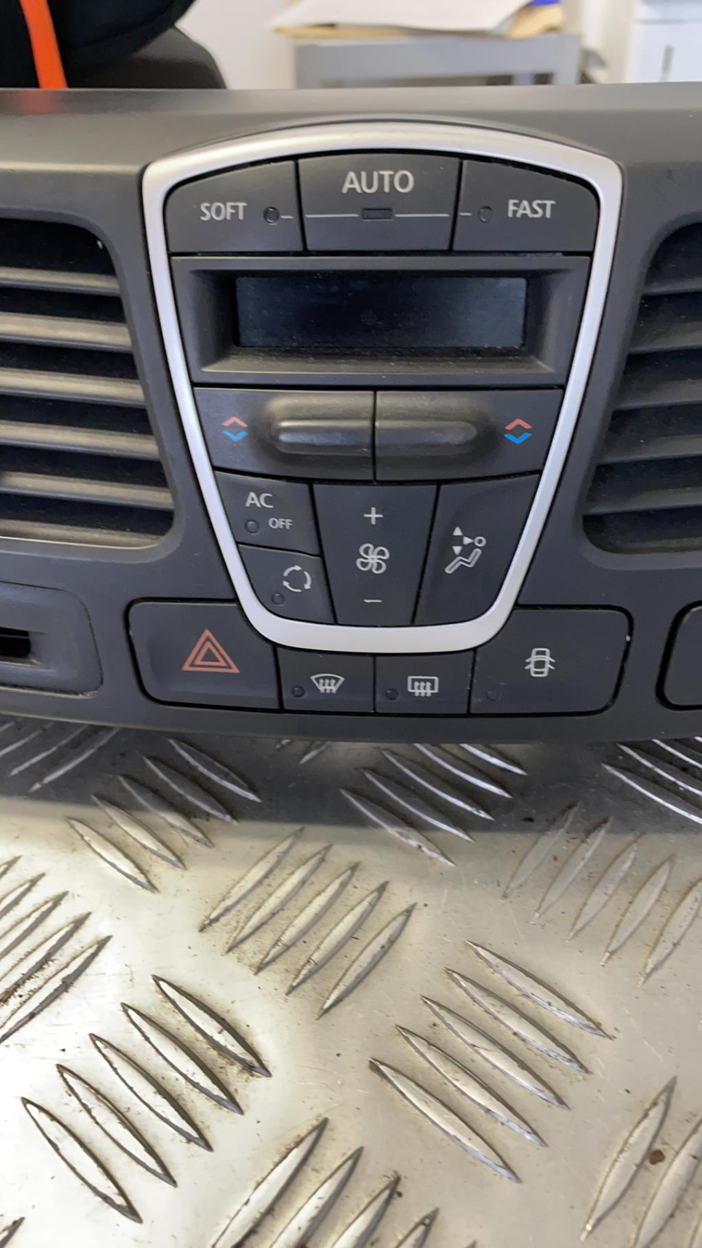 Commande chauffage RENAULT LAGUNA 3 PHASE 1 Diesel - 1
