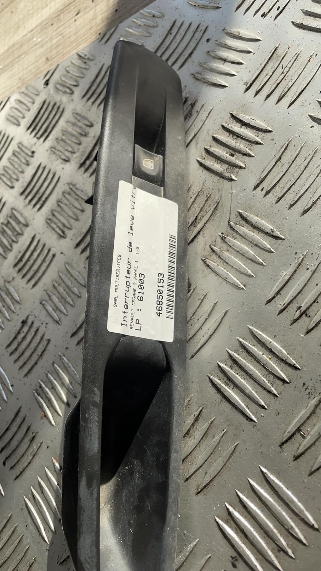 Interruttore lavacristalli anteriore destro RENAULT MEGANE 3 PHASE 1  - 1