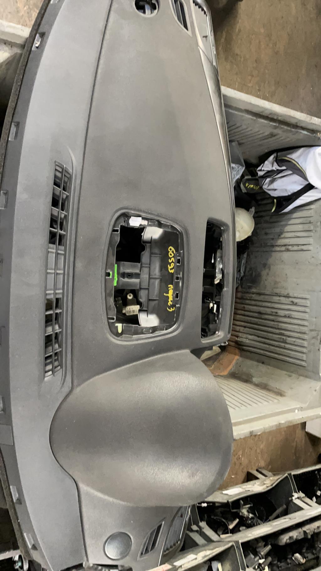 Planche de bord complete RENAULT MEGANE 3 PHASE 3 Diesel - 1