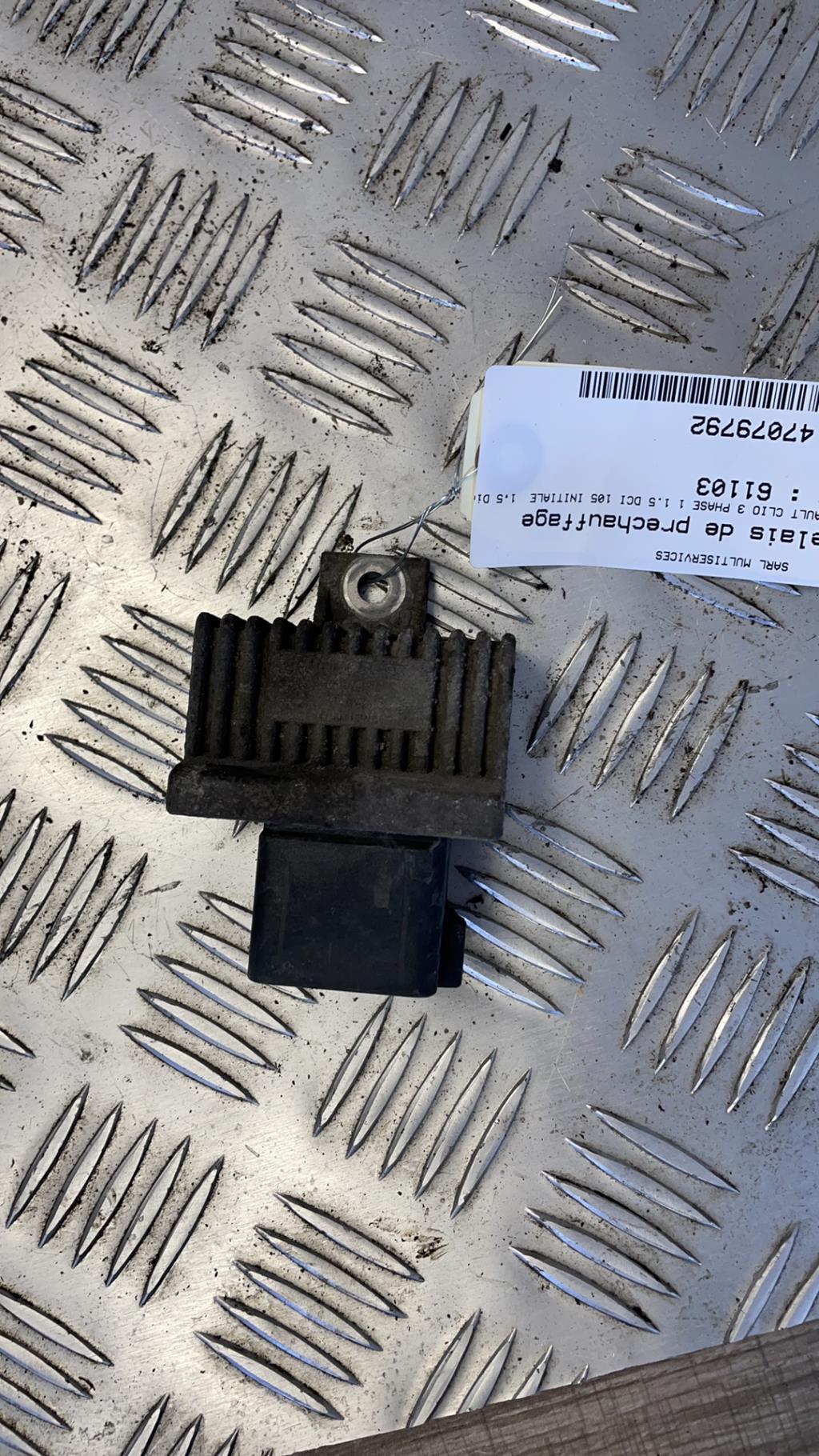 Relais de prechauffage RENAULT CLIO 3 PHASE 1 Diesel - 1