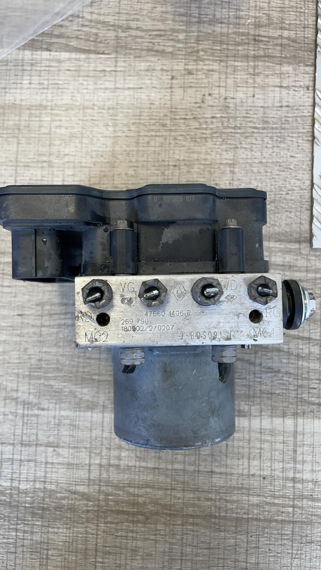 Blocco ABS (antibloccaggio freni) RENAULT KANGOO 2 PHASE 2 Diésel - 1