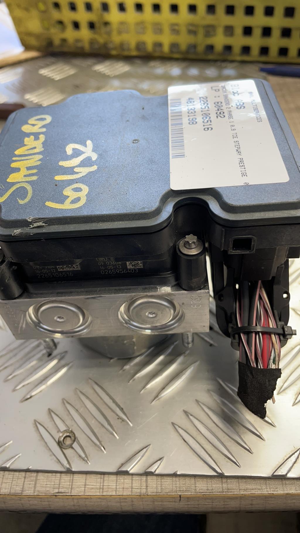 Blocco ABS (antibloccaggio freni) DACIA SANDERO 2 PHASE 1 Gasolina - 1