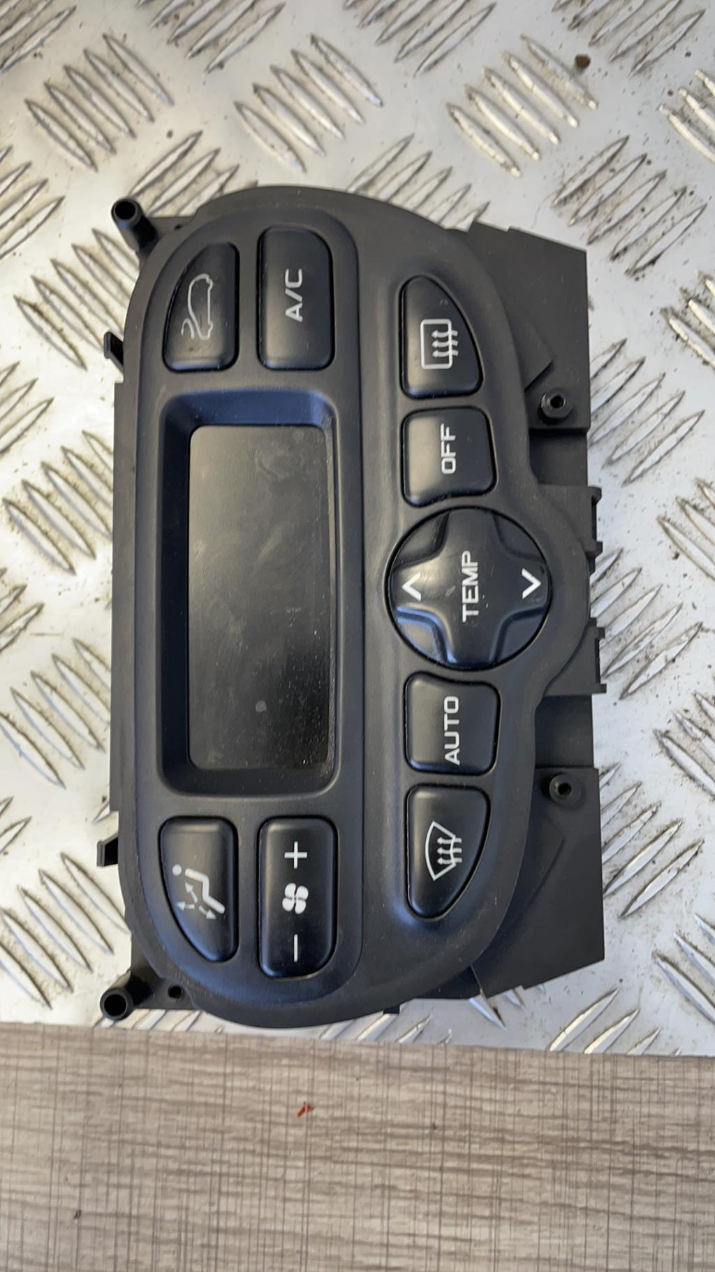 Commande chauffage PEUGEOT 307 PHASE 1 BREAK Diesel - 1