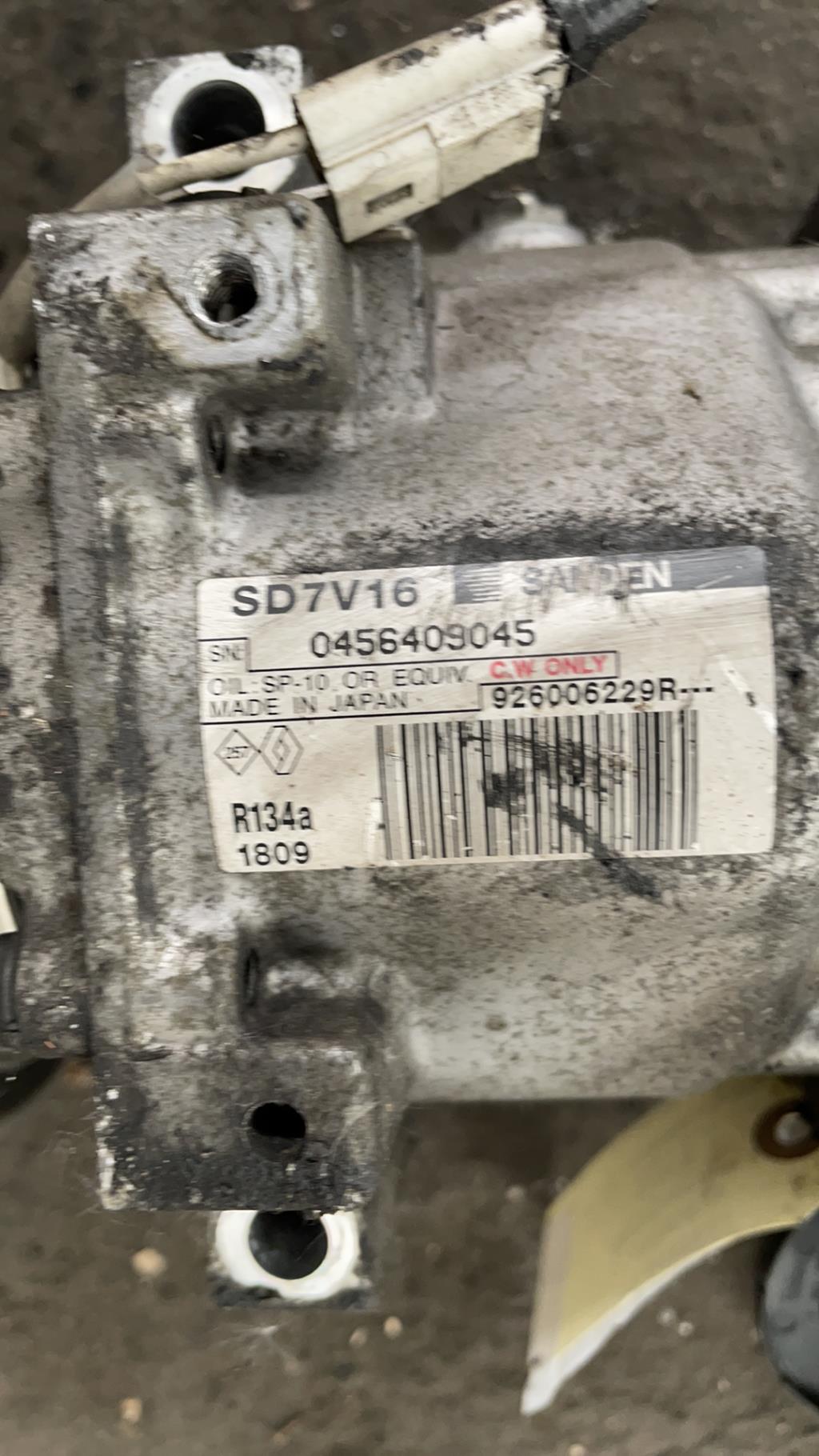 Compresseur clim DACIA DUSTER 1 PHASE 1 Diesel - 1