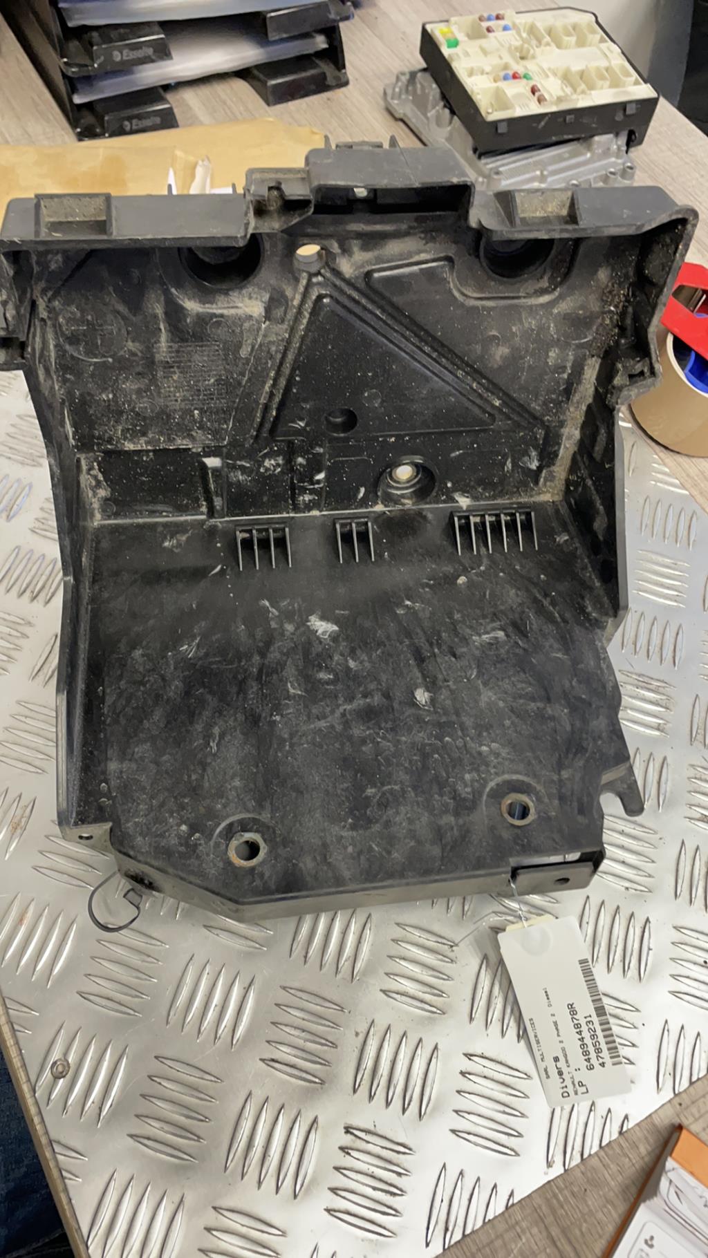 Cache batterie RENAULT KANGOO 2 PHASE 2 Diesel - 1