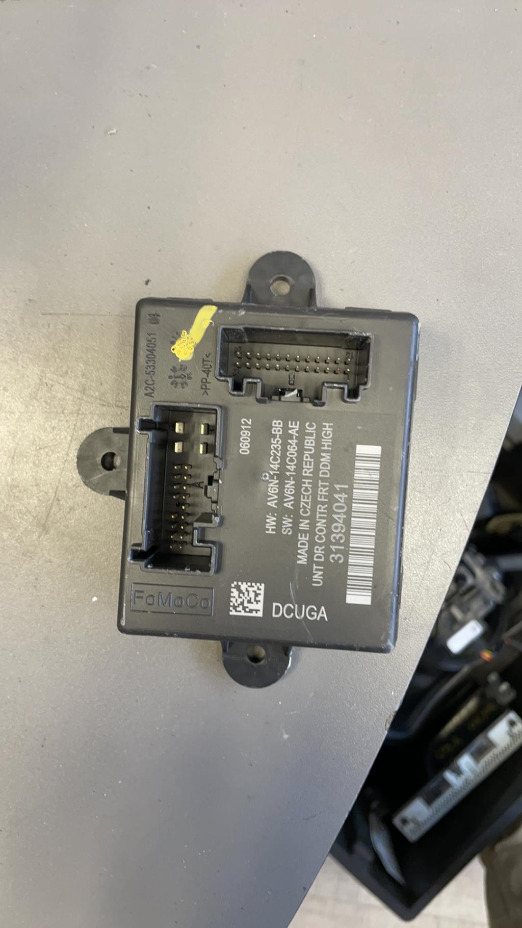 ECU start stop VOLVO V 40 2 PHASE 1 BREAK Diesel - 1