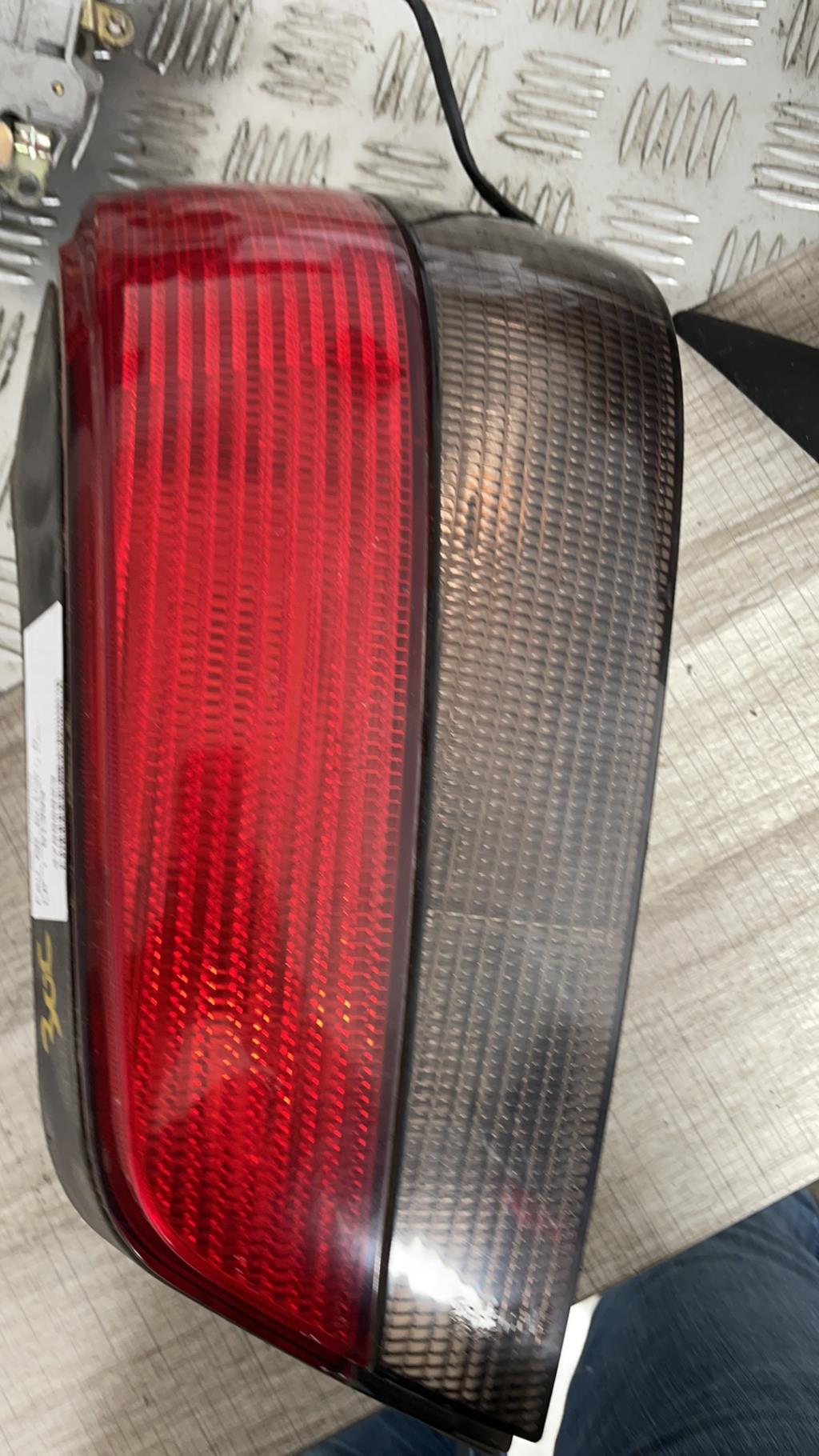 Fanale posteriore principale destro (luci) PEUGEOT 306 PHASE 2 Diésel - 1