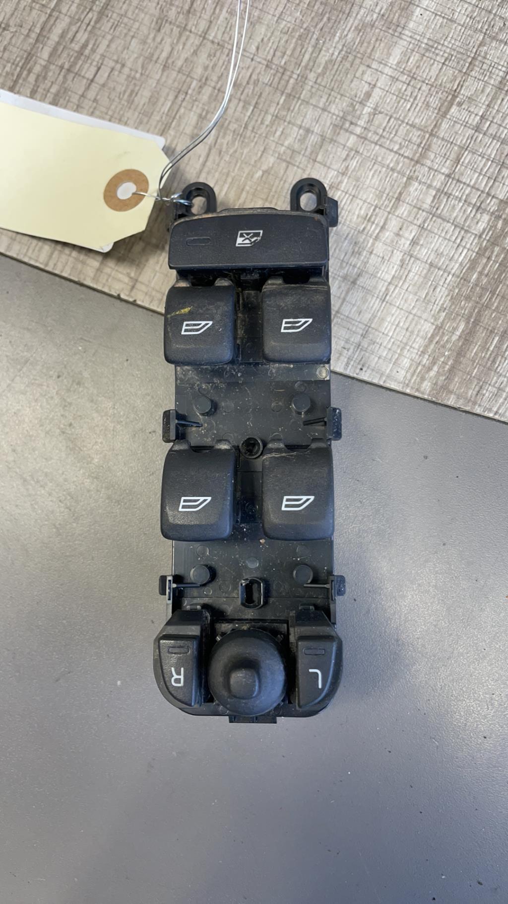 Interruttore alzacristalli VOLVO V 40 2 PHASE 1 BREAK Diésel - 1
