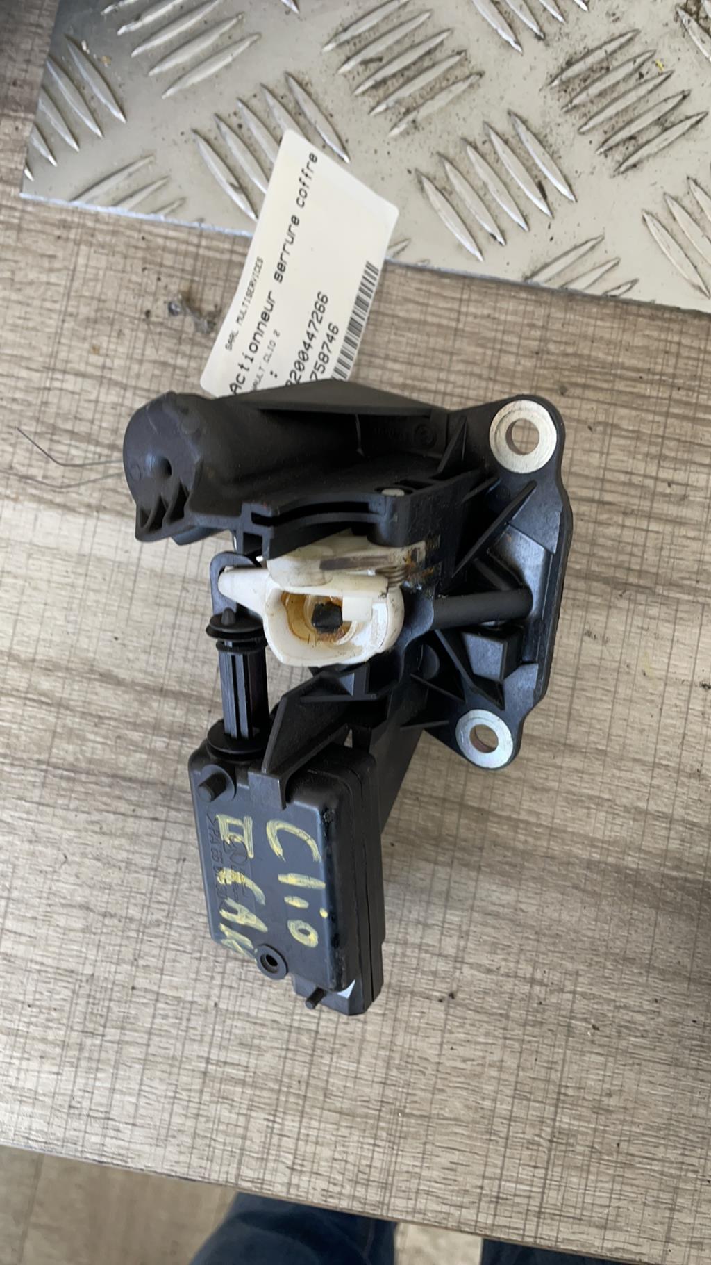 Actionneur serrure coffre RENAULT CLIO 2 PHASE 2  - 1
