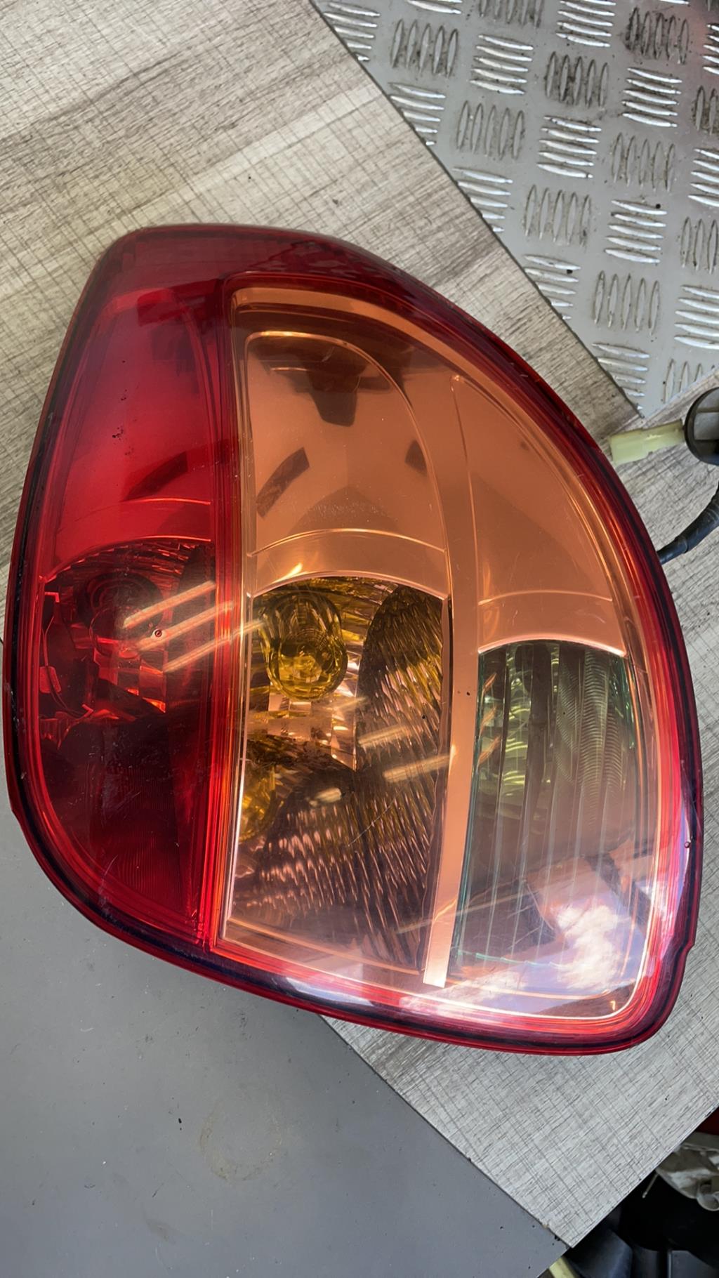 Fanale posteriore principale destro (luci) SUZUKI SX4 1 Diésel - 1
