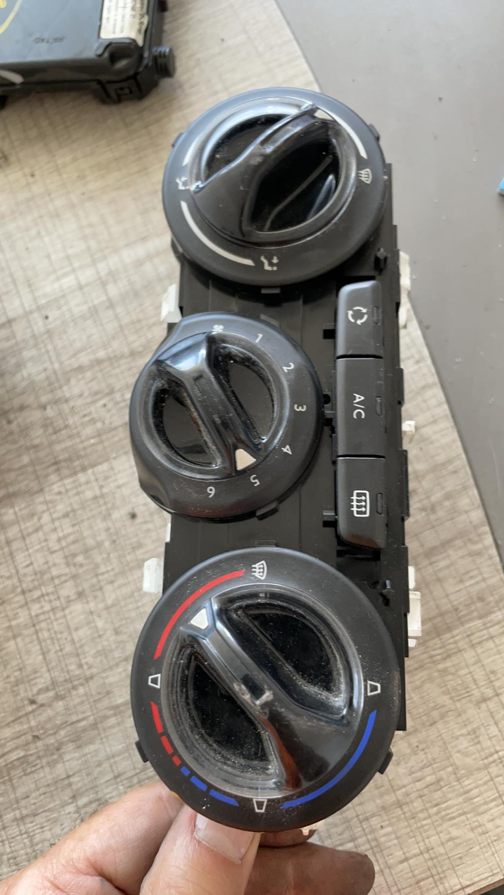 Commande chauffage PEUGEOT 208 1 PHASE 2 Diesel - 1