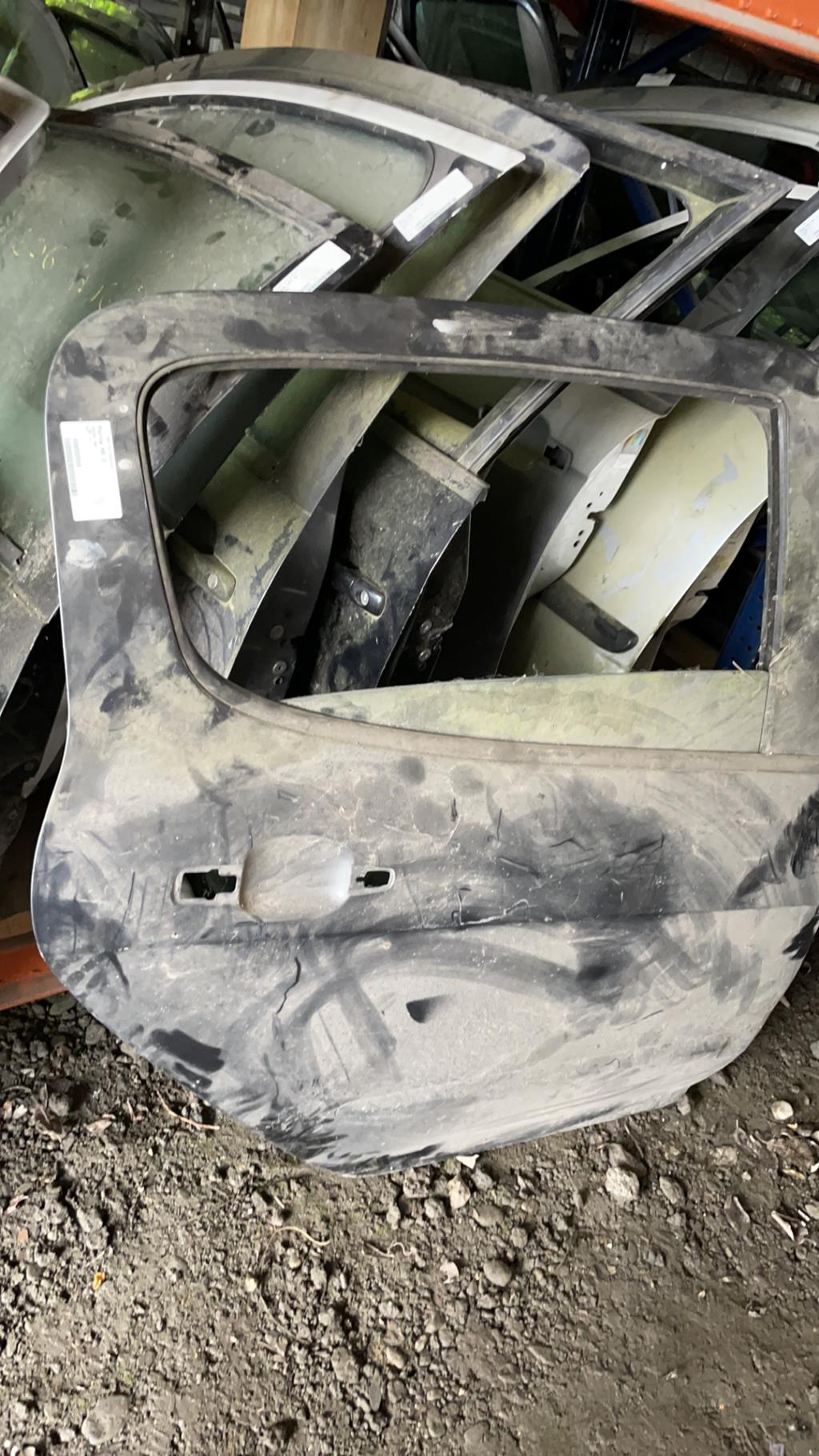 Portiera posteriore destra PEUGEOT 308 1 PHASE 1 Diésel - 1
