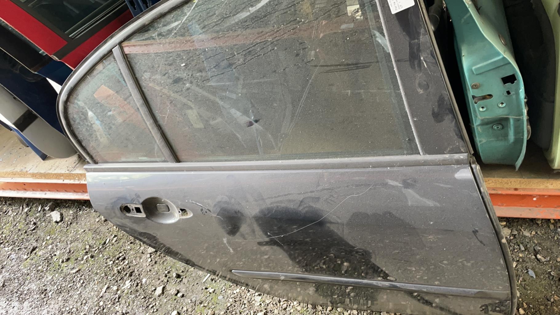 Puerta trasera derecha RENAULT LAGUNA 3 PHASE 1 Diésel - 1