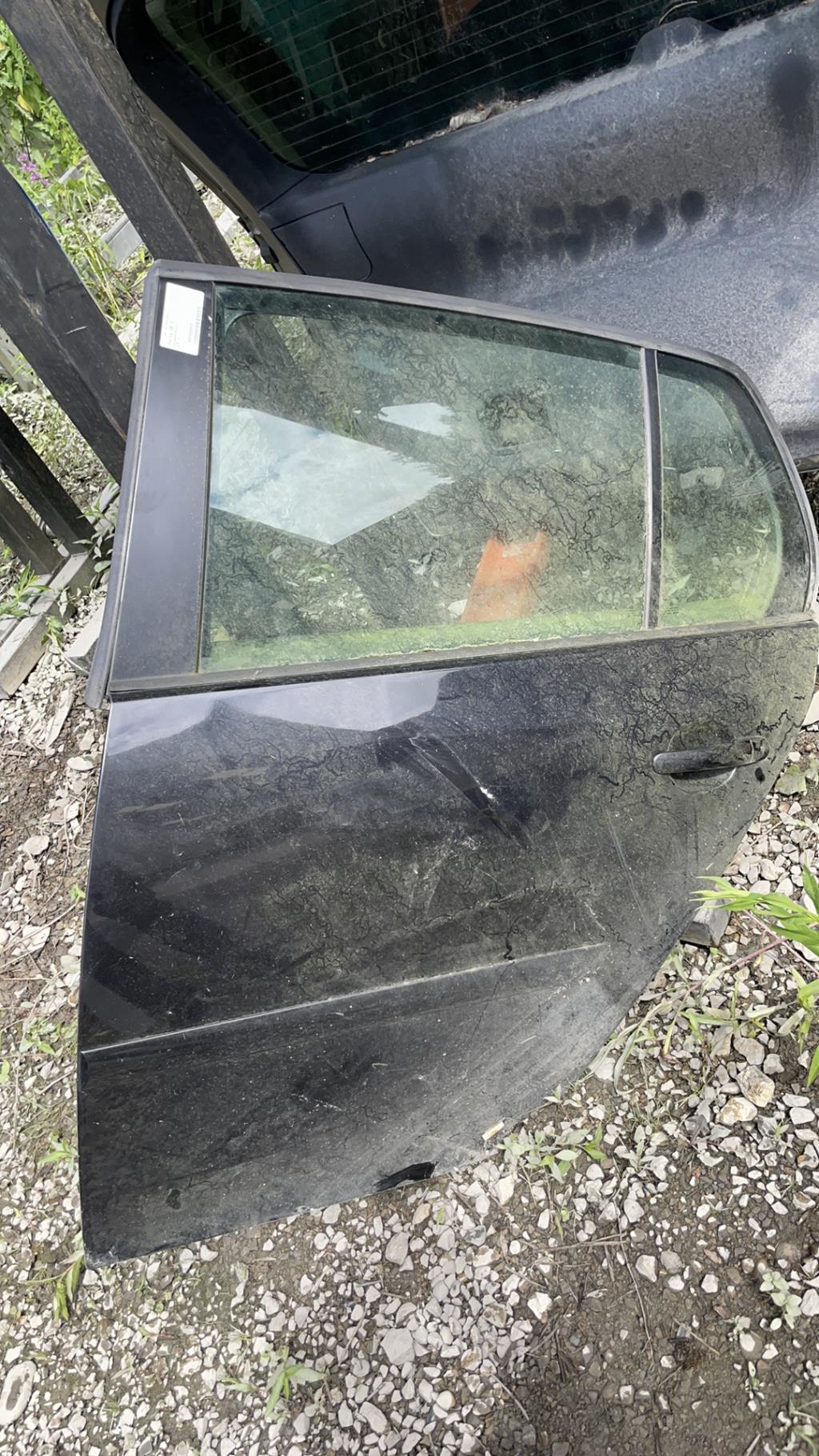 Portiera posteriore sinistra VOLKSWAGEN GOLF 5 Diésel - 1