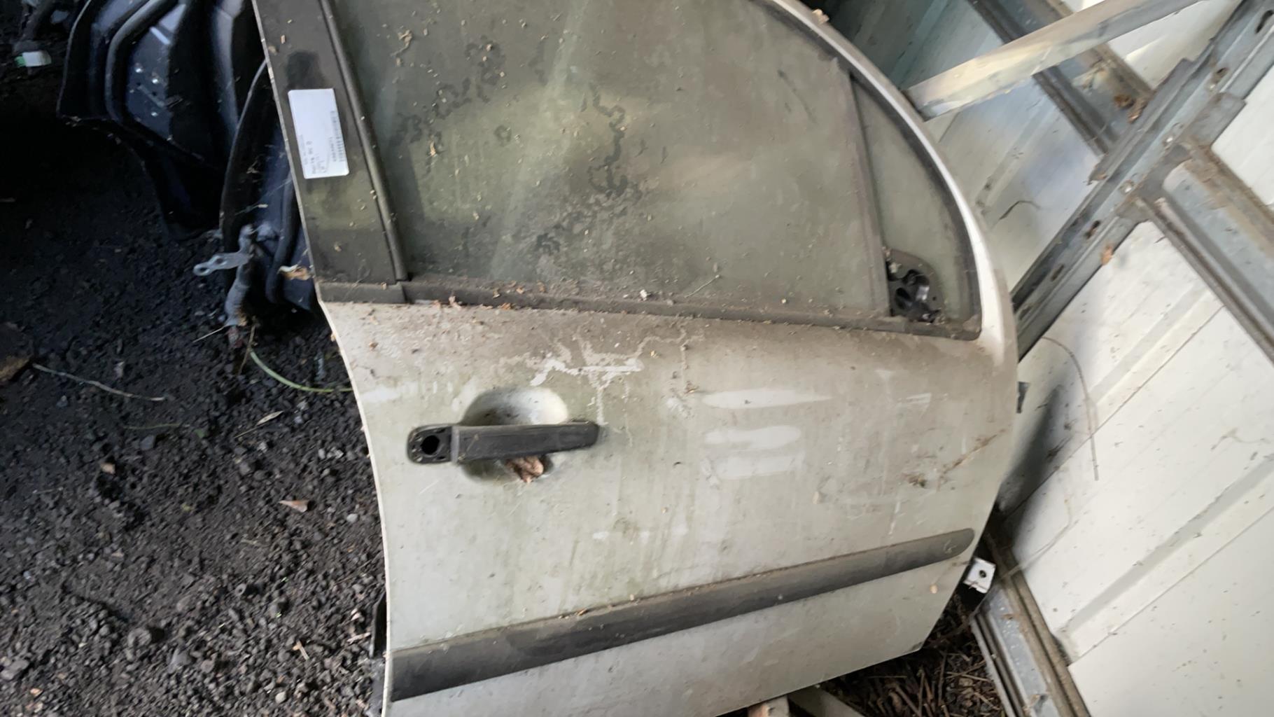 Portiera anteriore destra CITROEN C3 1 PHASE 2 Diésel - 1