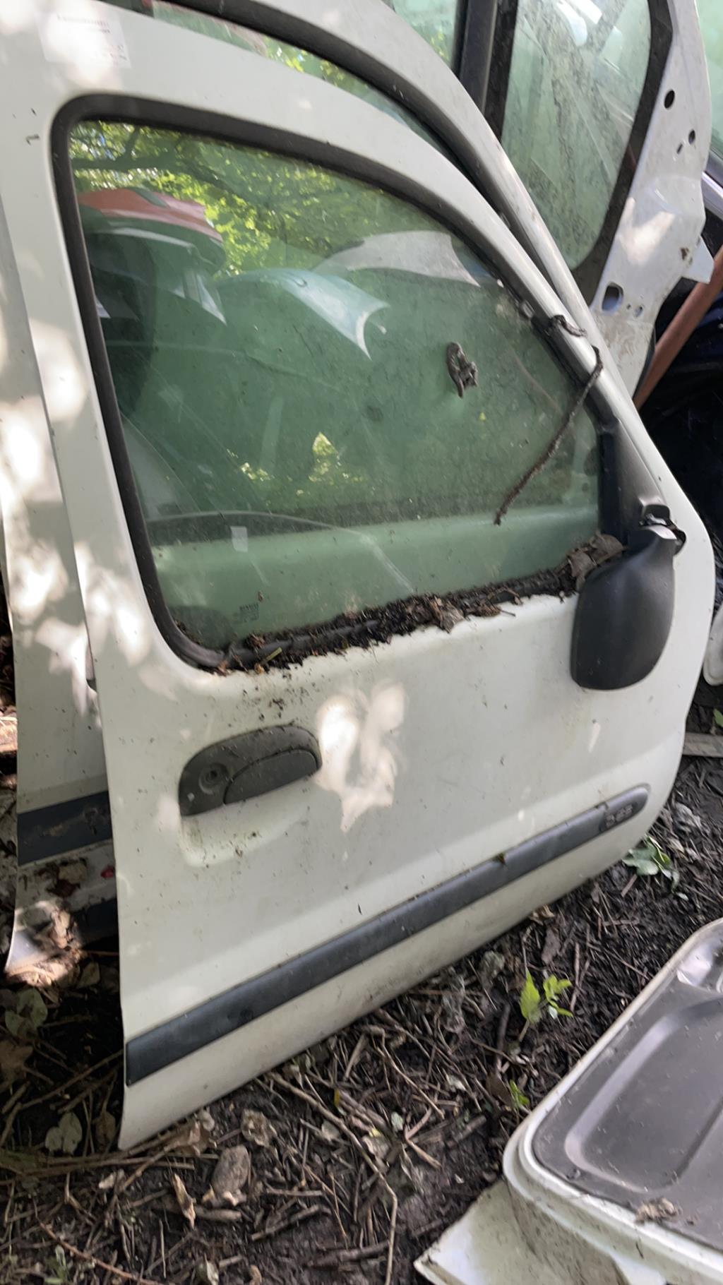 Puerta delantera derecha RENAULT KANGOO 1 PHASE 1 Diésel - 1