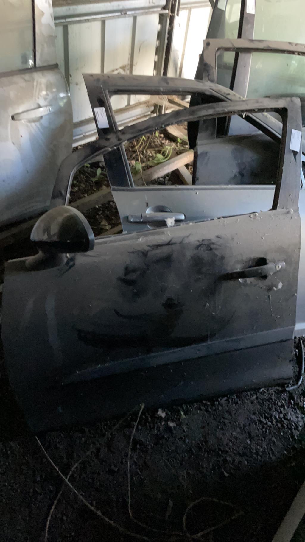 Portiera anteriore sinistra OPEL CORSA D PHASE 1 Diésel - 1