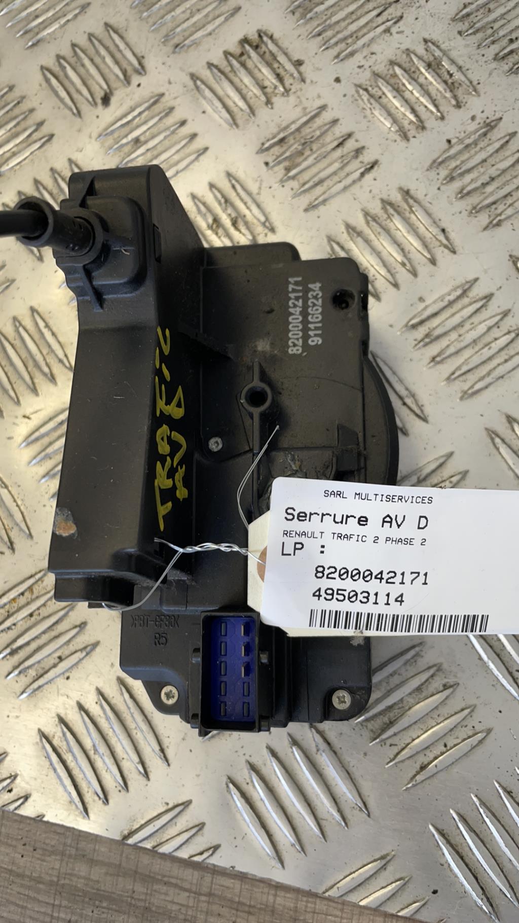 Serrure avant droit RENAULT TRAFIC 2 PHASE 2  - 1