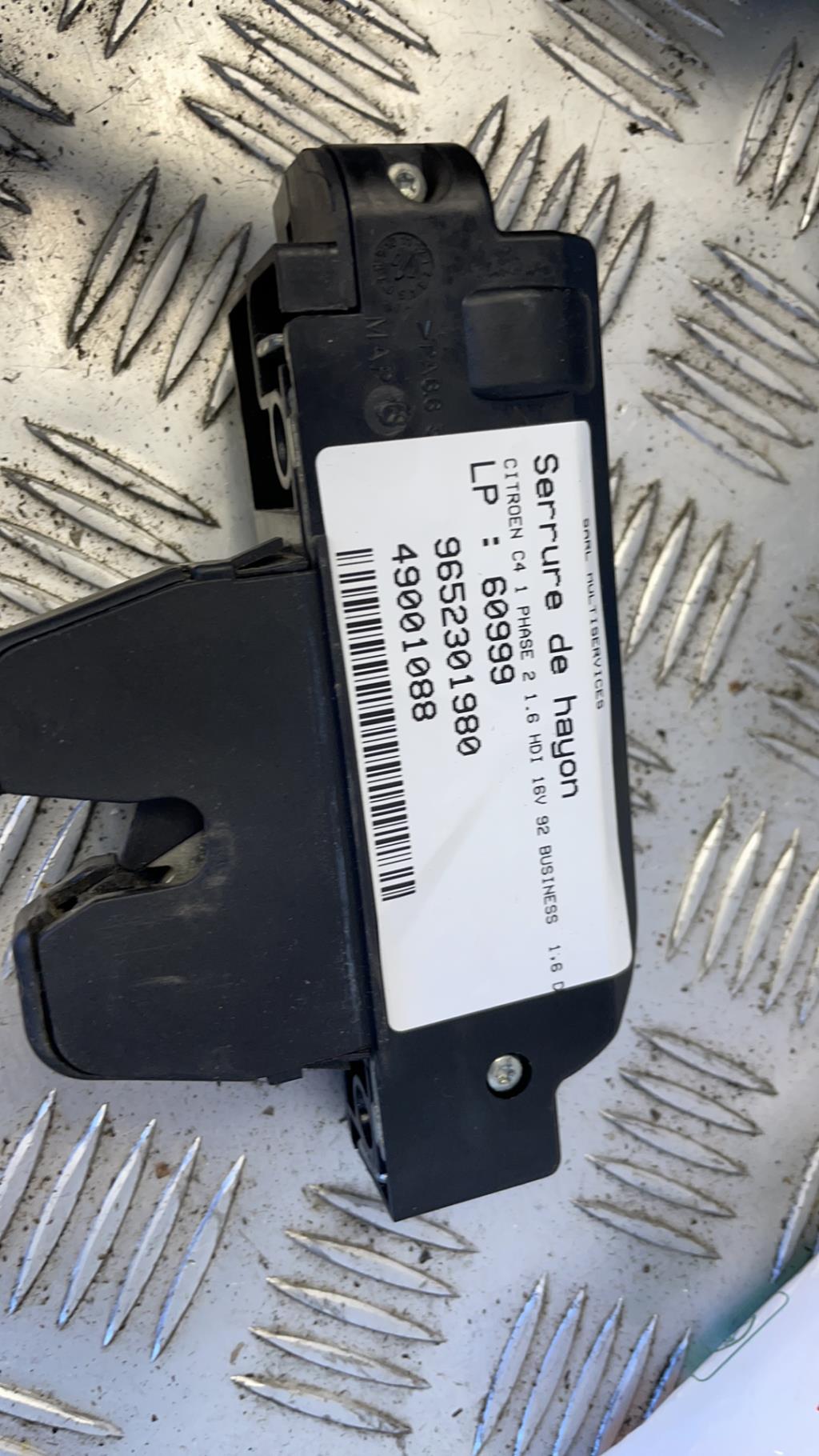 Serrure de hayon CITROEN C4 1 PHASE 2 Diesel - 1
