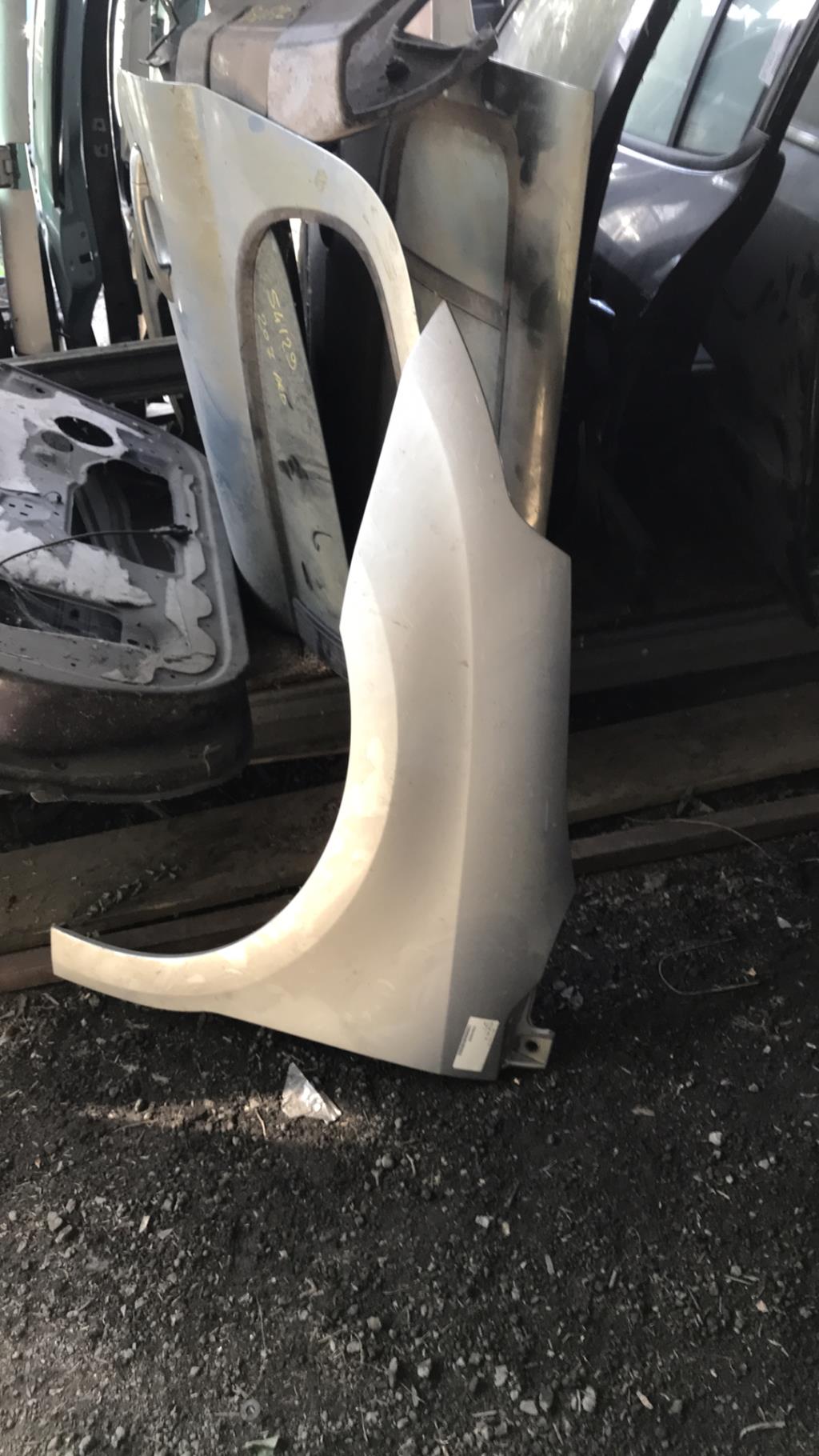 Aile avant gauche CITROEN C4 1  - 1