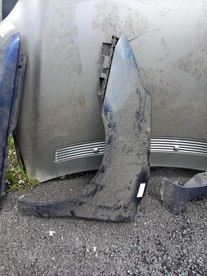 Parafango anteriore sinistro CITROEN C4 1 PHASE 2 Diésel - 1