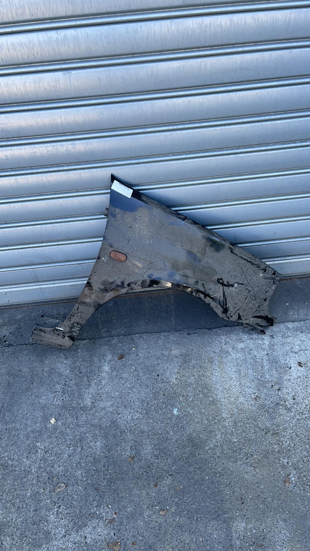 Parafango anteriore destro RENAULT CLIO 2 PHASE 1 Gasolina - 1