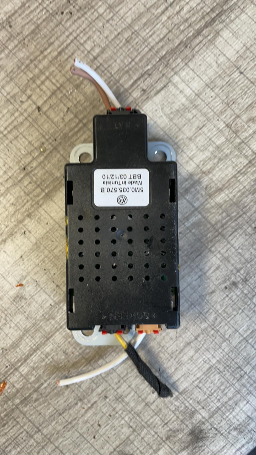 Amplificatore audio VOLKSWAGEN GOLF 6 Diésel - 1