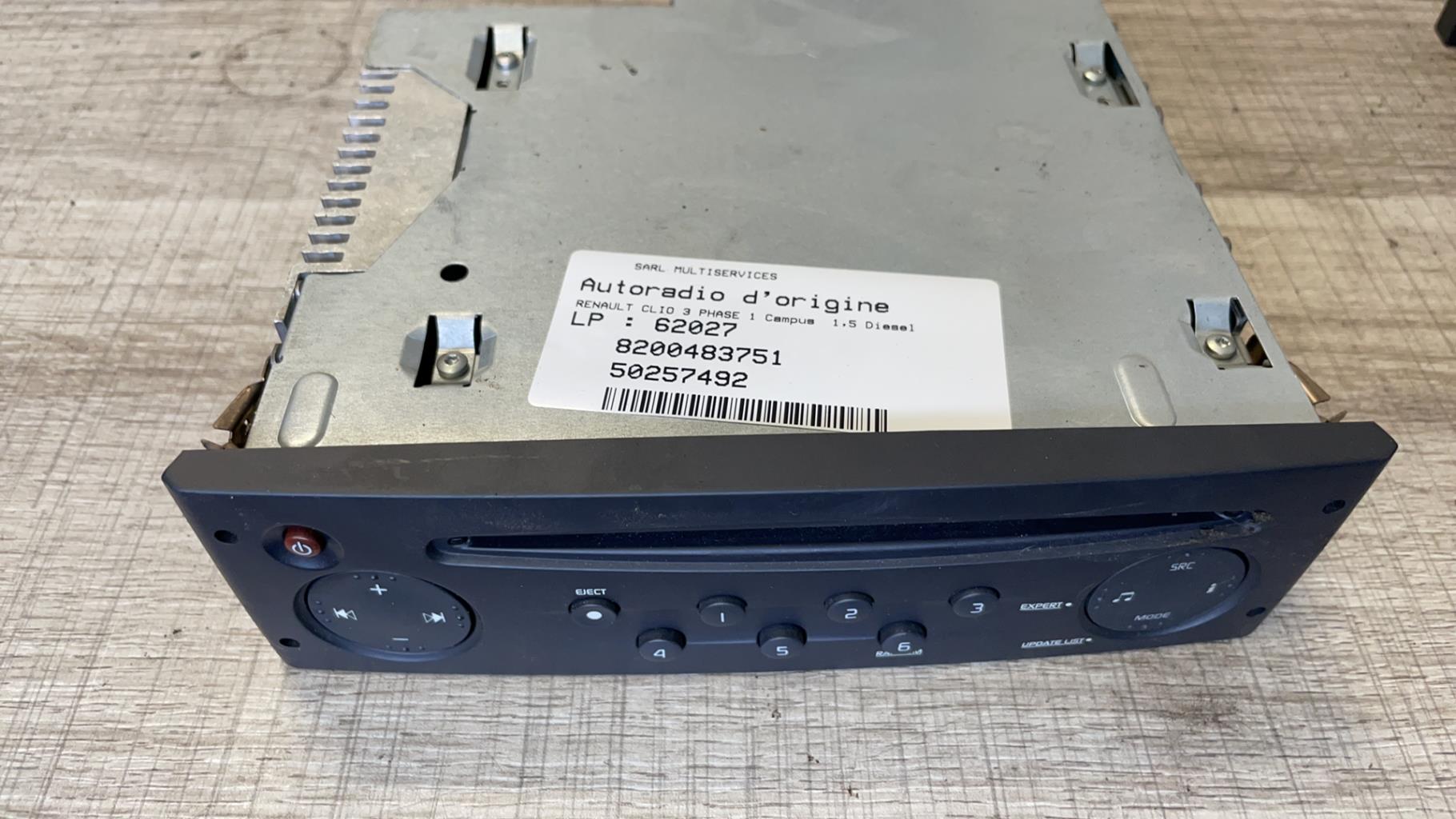 Autoradio originale RENAULT CLIO 2 PHASE 2 Diésel - 1
