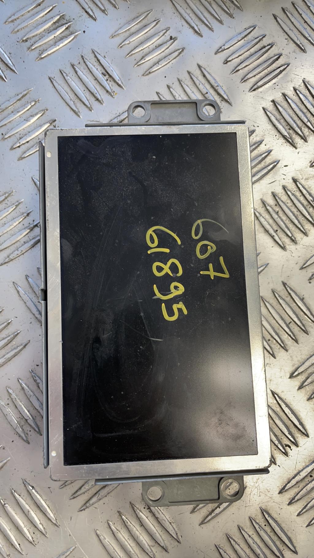 Ecran GPS PEUGEOT 607 PHASE 2 Diesel - 1