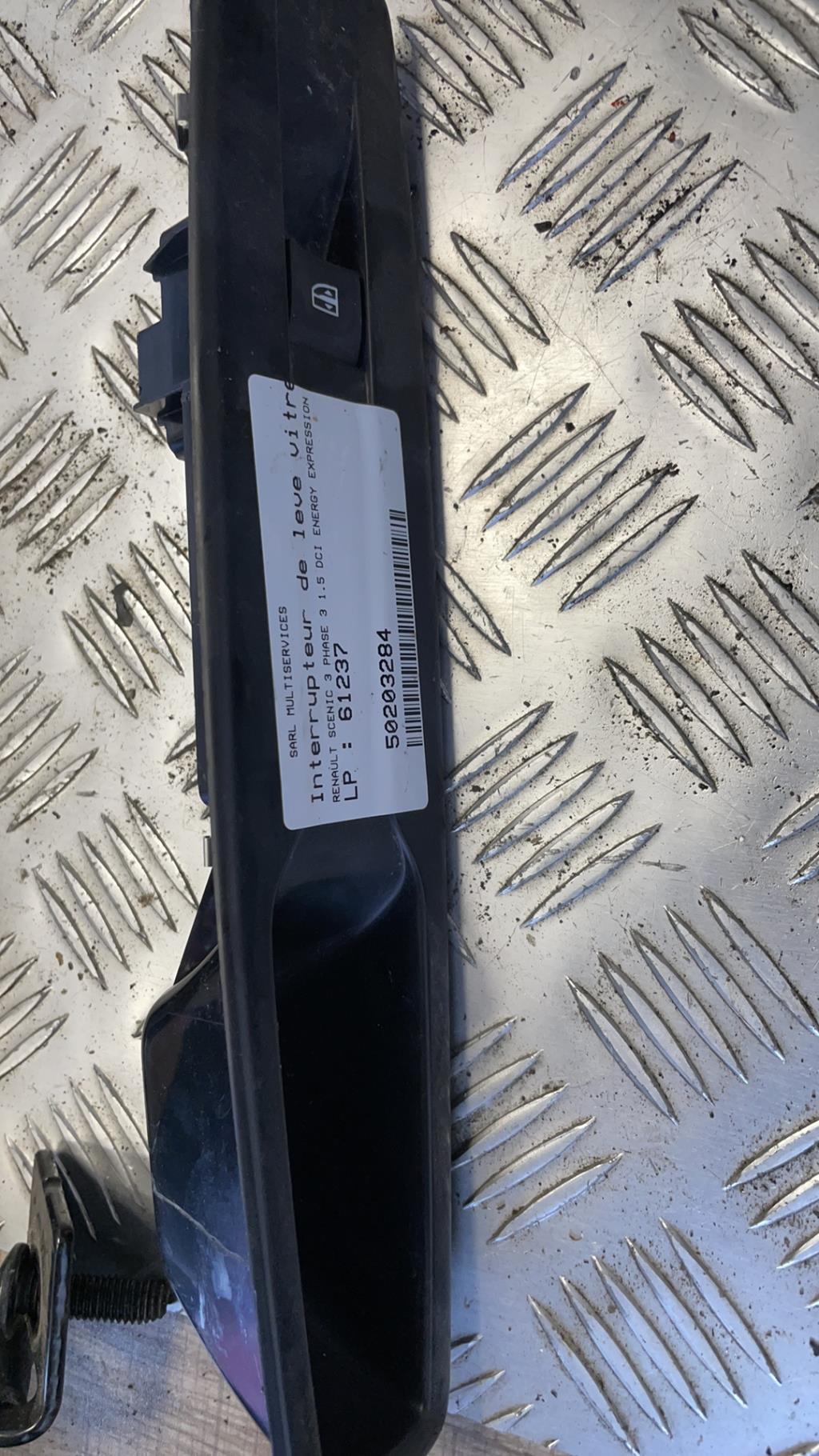 Interruttore lavacristalli anteriore destro RENAULT SCENIC 3 PHASE 3 Diésel - 1