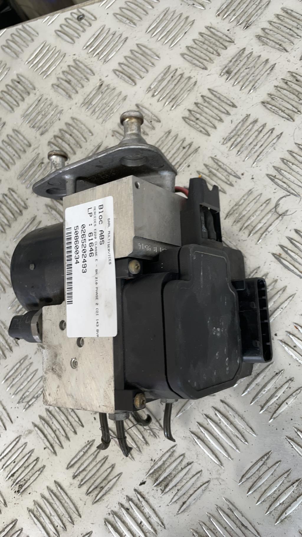 Blocco ABS (antibloccaggio freni) MERCEDES CLASSE E 210 PHASE 2 Diésel - 1