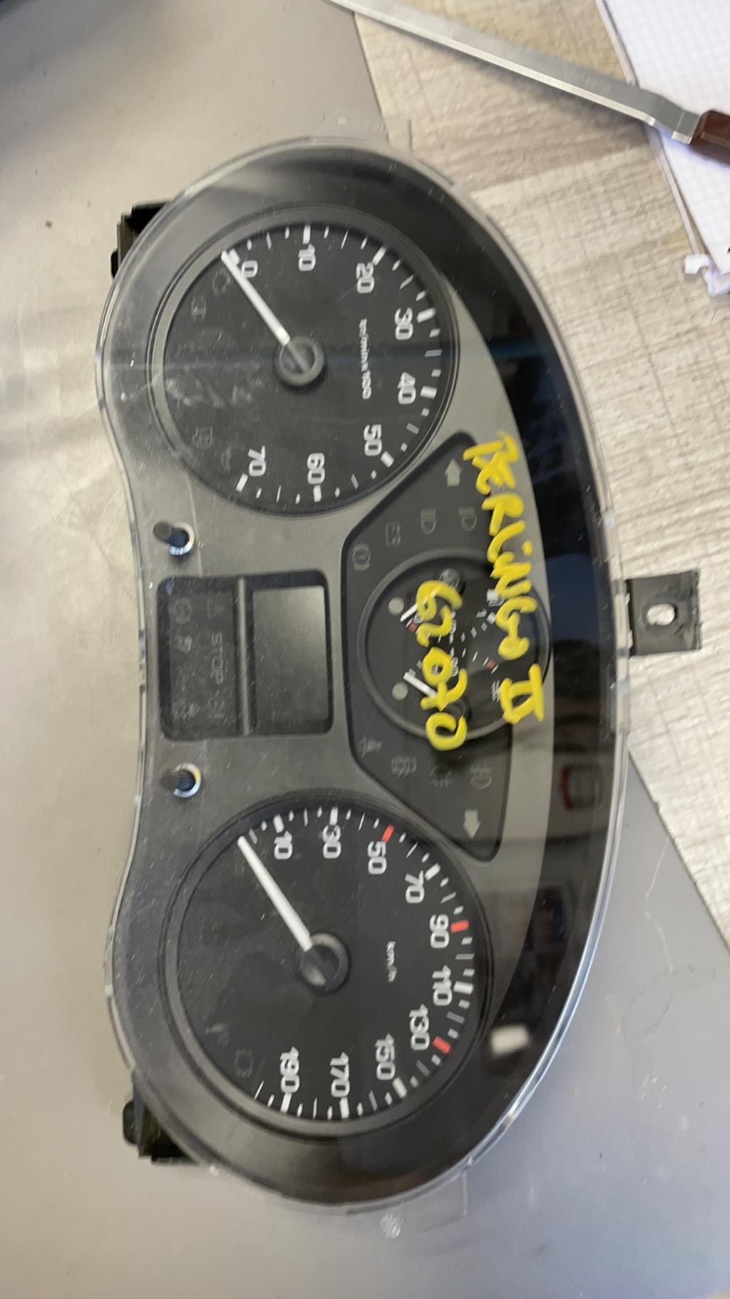 Compteur CITROEN BERLINGO 2 PHASE 1 Diesel - 1