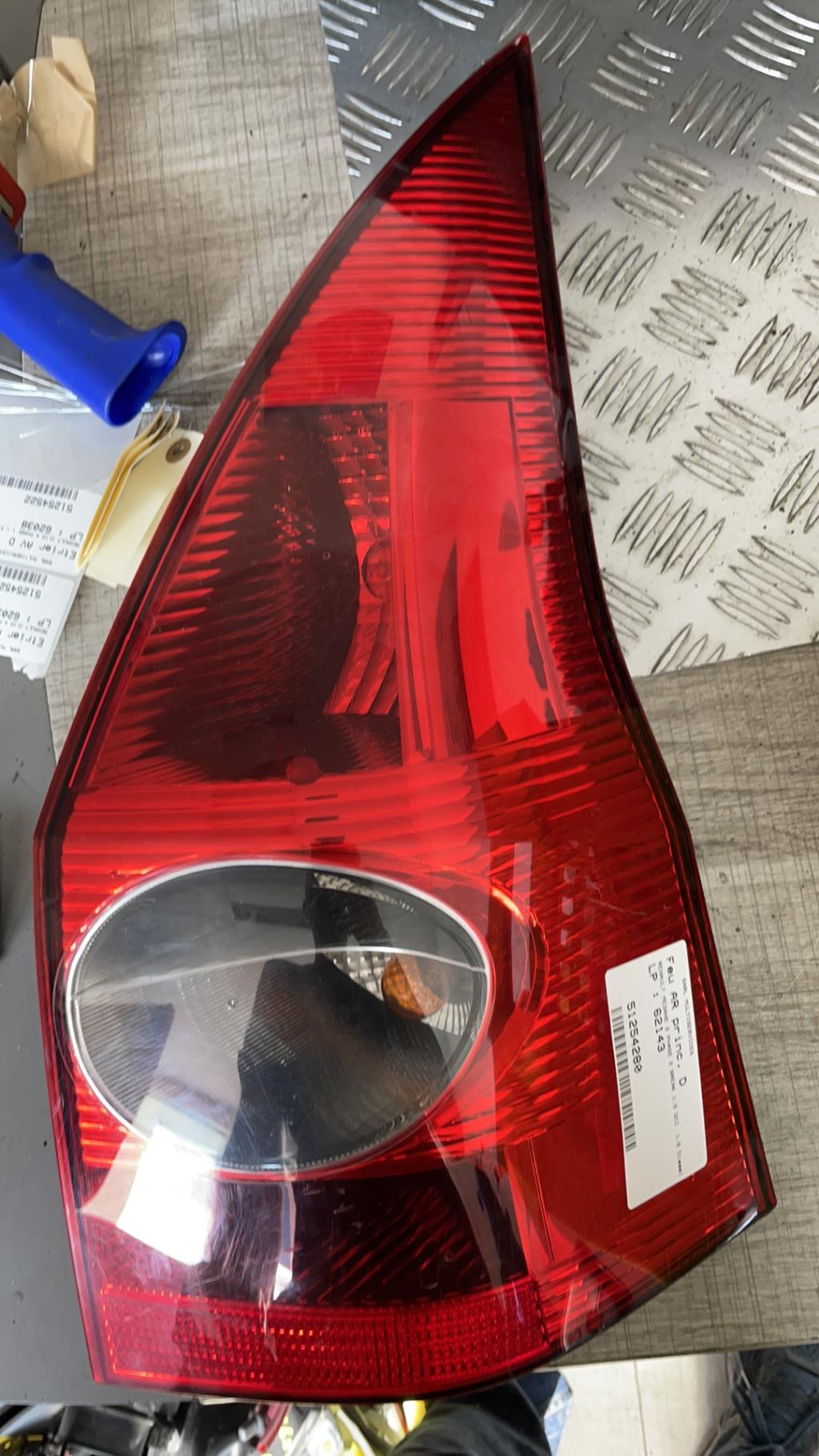 Fanale posteriore principale destro (luci) RENAULT MEGANE 2 PHASE 2 BREAK Diésel - 1