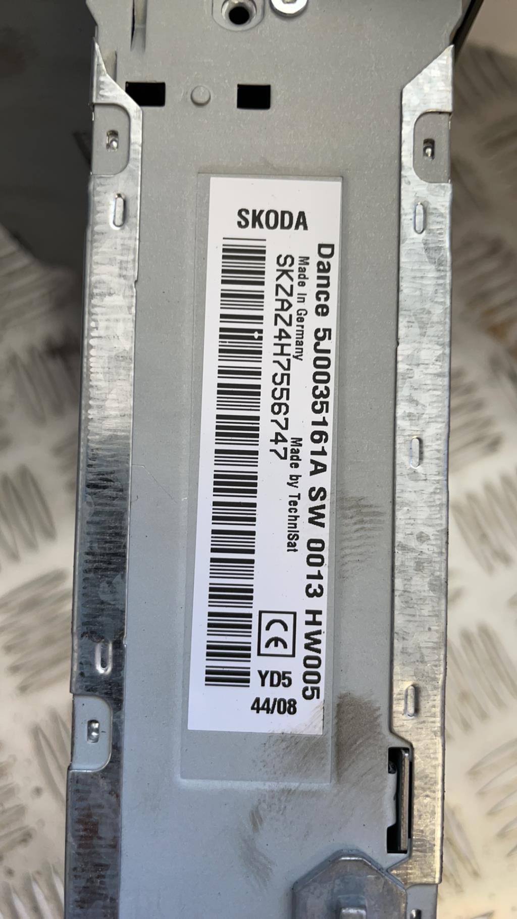 Autoradio originale SKODA FABIA 2 PHASE 1 Gasolina - 1