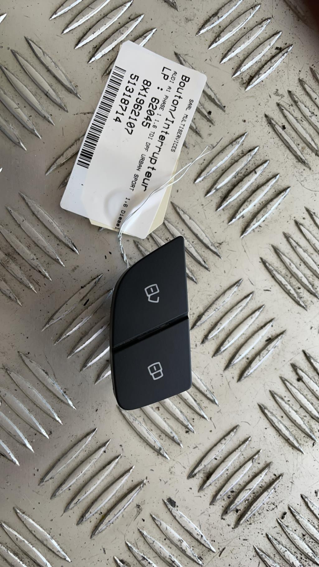 Bouton/Interrupteur AUDI A1 1 SPORTBACK PHASE 1 Diesel - 1