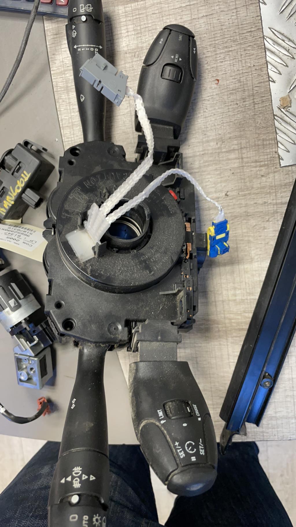 Devio guida completo con contatto spiralato PEUGEOT 308 1 SW PHASE 1 BREAK Diésel - 1