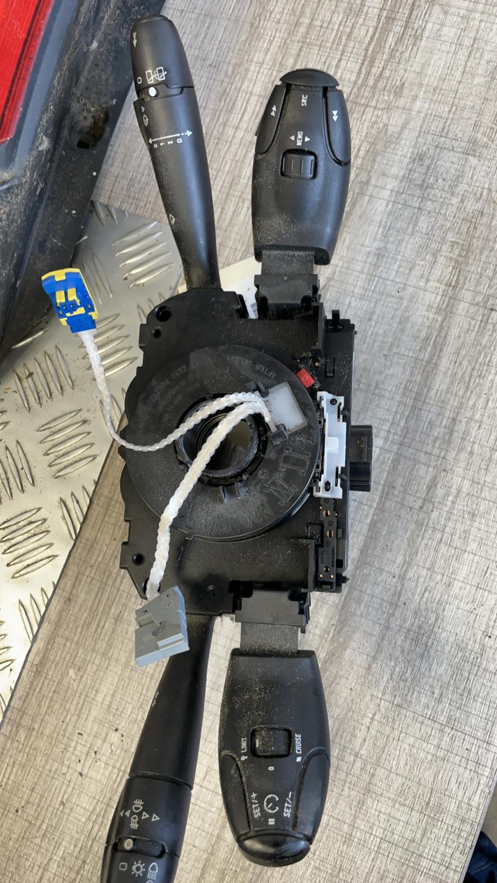 Devio guida completo con contatto spiralato PEUGEOT 308 1 SW PHASE 1 BREAK Diésel - 1