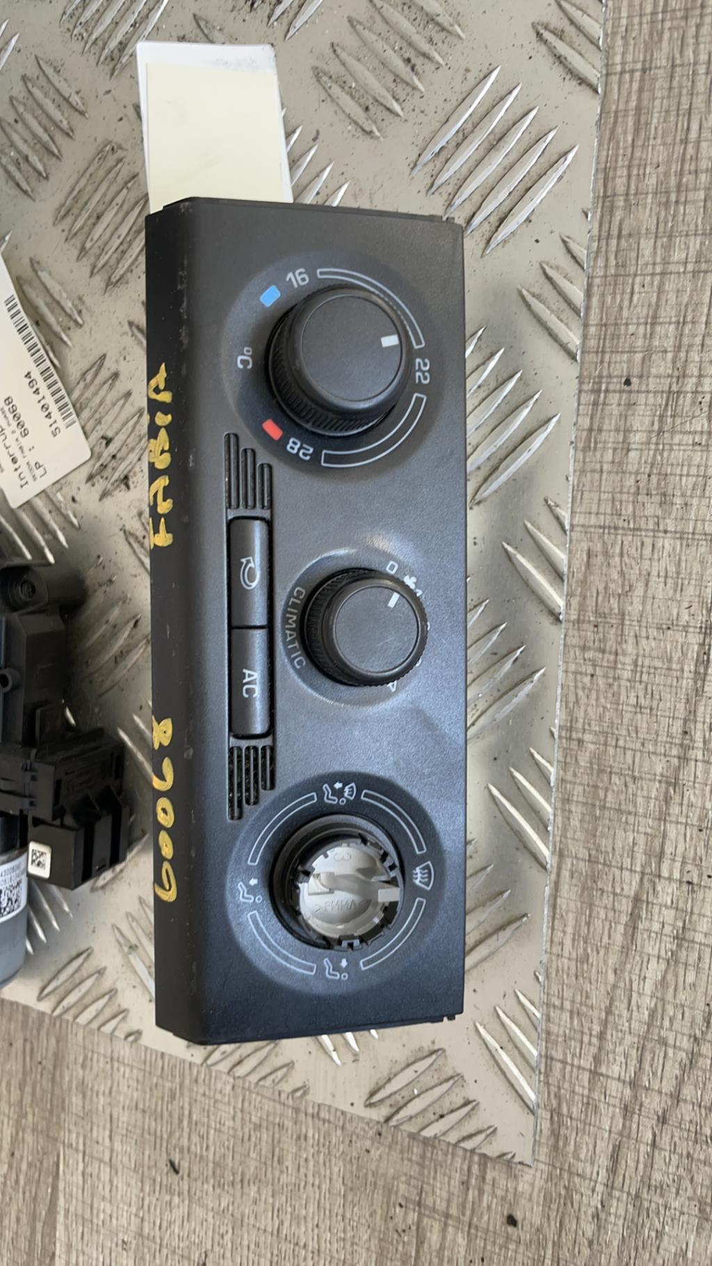 Commande chauffage SKODA FABIA 2 PHASE 1 Diesel - 1