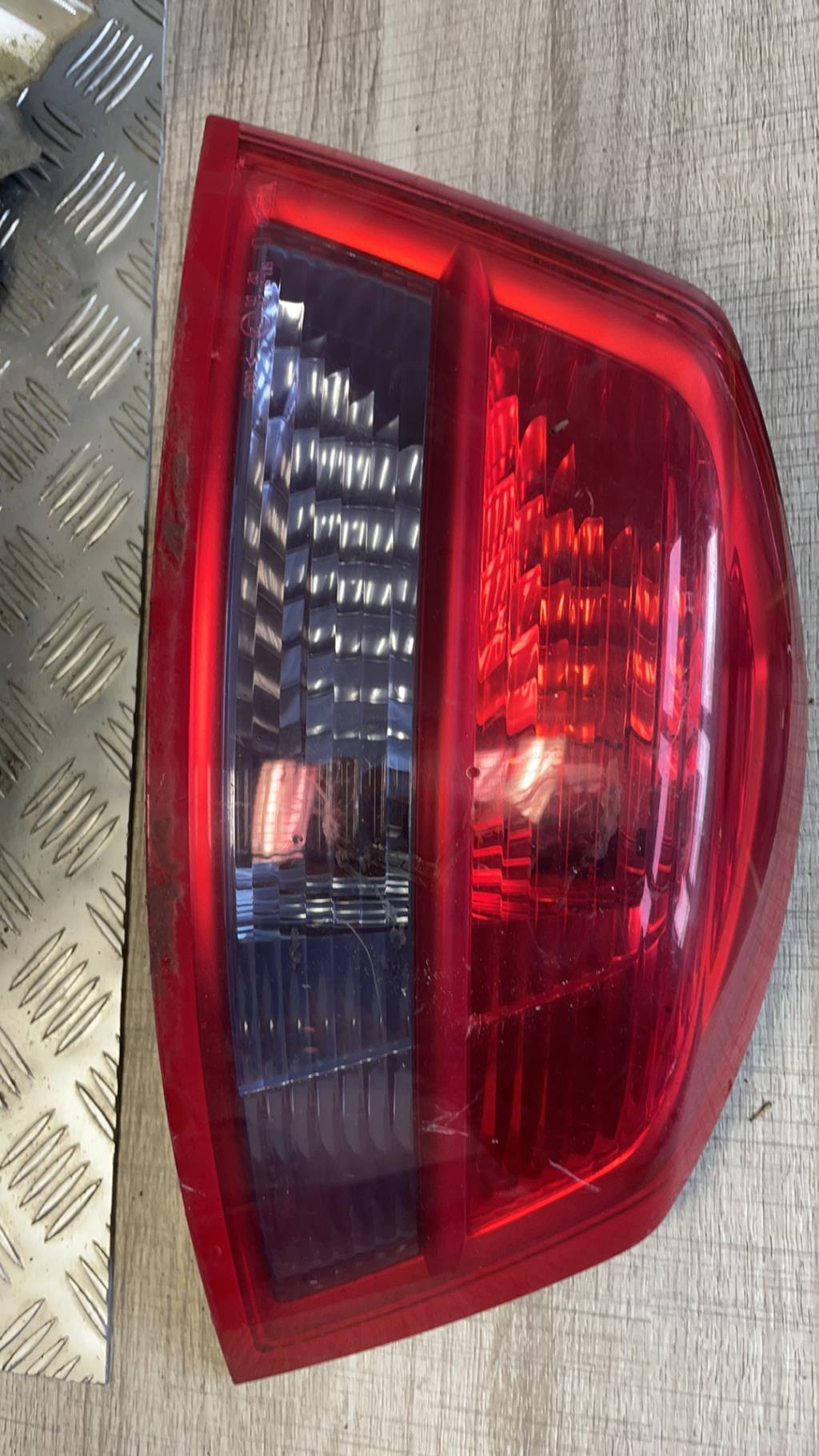 Fanale posteriore principale destro (luci) RENAULT VEL SATIS PHASE 1 Diésel - 1
