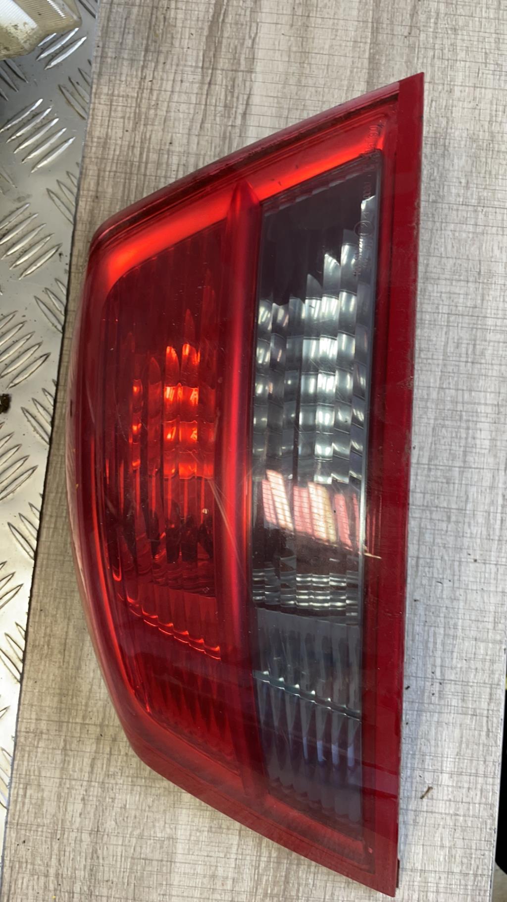 Fanale posteriore principale sinistro (luci) RENAULT VEL SATIS PHASE 1 Diésel - 1