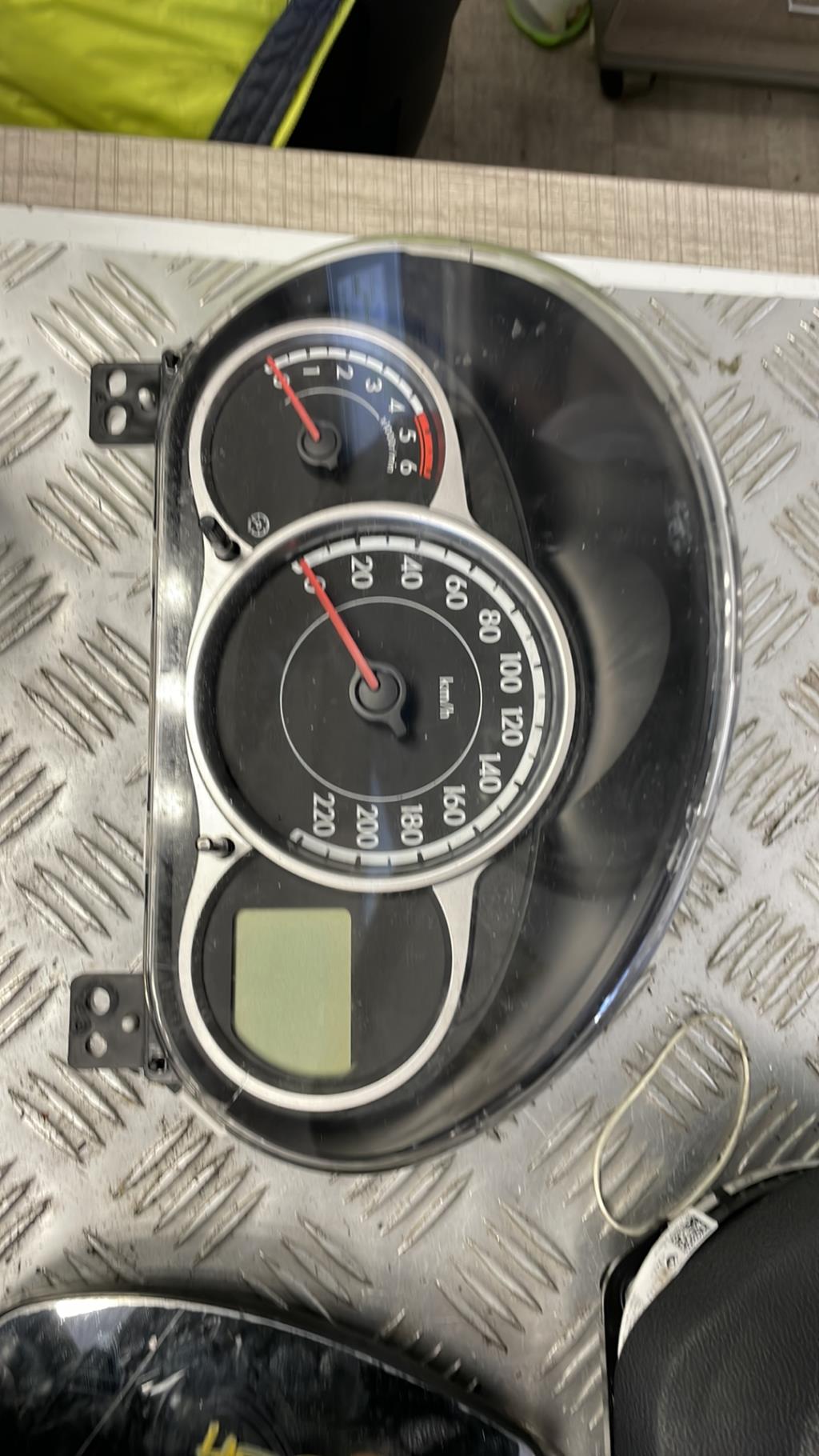 Compteur MAZDA 2 2 PHASE 2 Diesel - 1