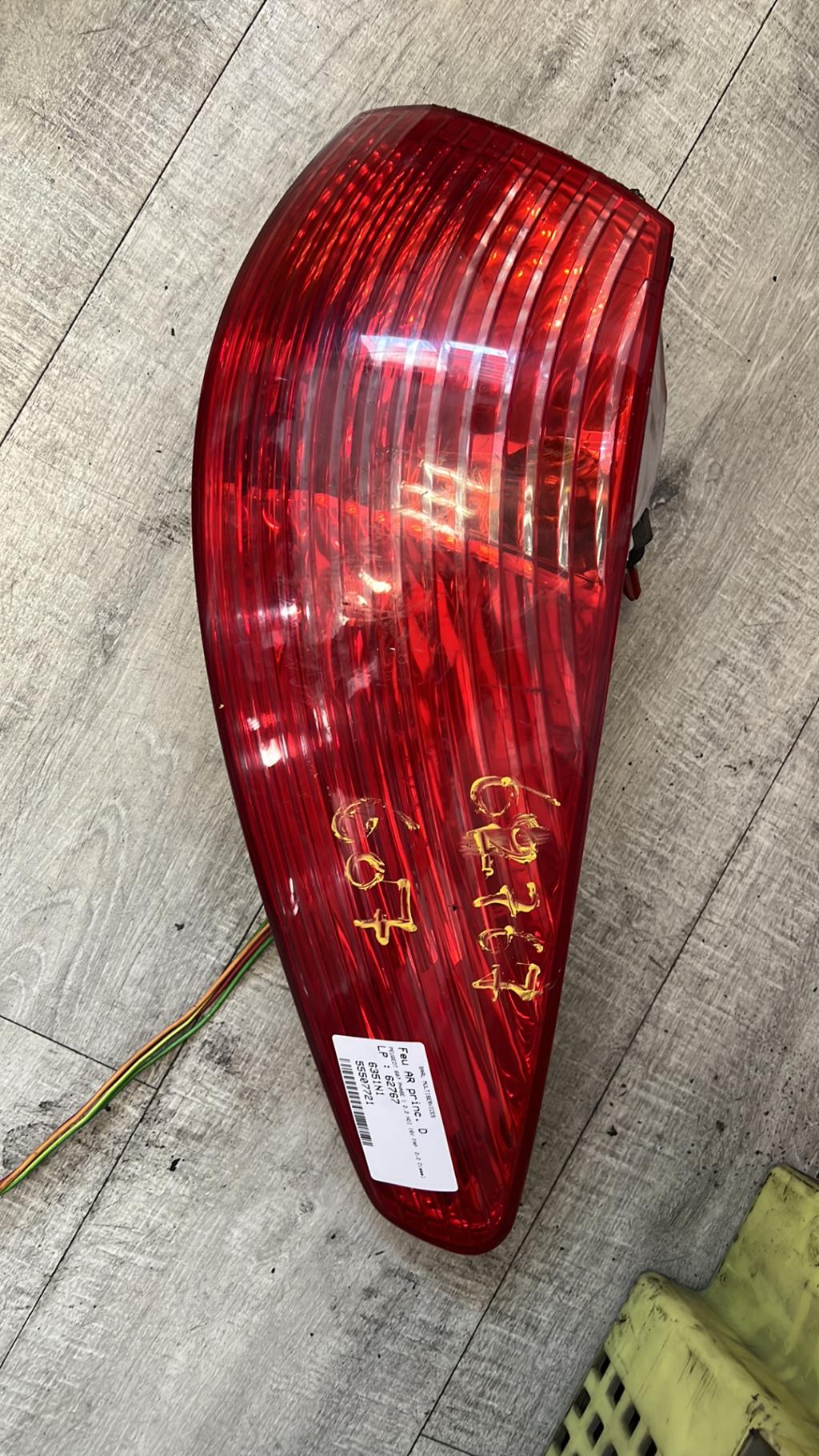 Fanale posteriore principale destro (luci) PEUGEOT 607 PHASE 1 Diésel - 1