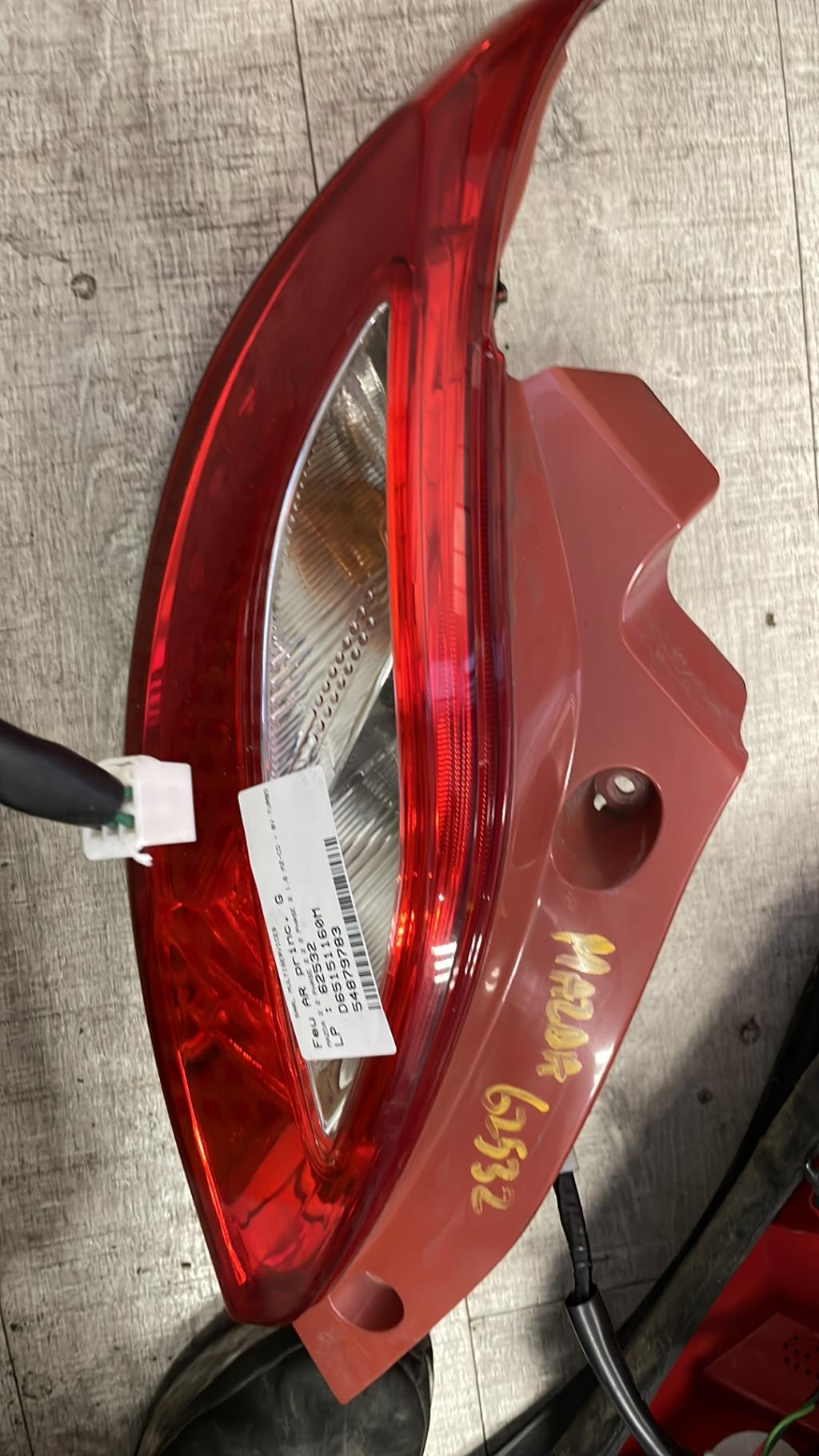 Fanale posteriore principale sinistro (luci) MAZDA 2 2 PHASE 2 Diésel - 1