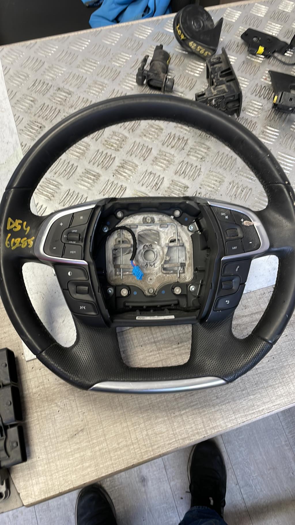 Volant DS DS4 1 PHASE 1  - 1