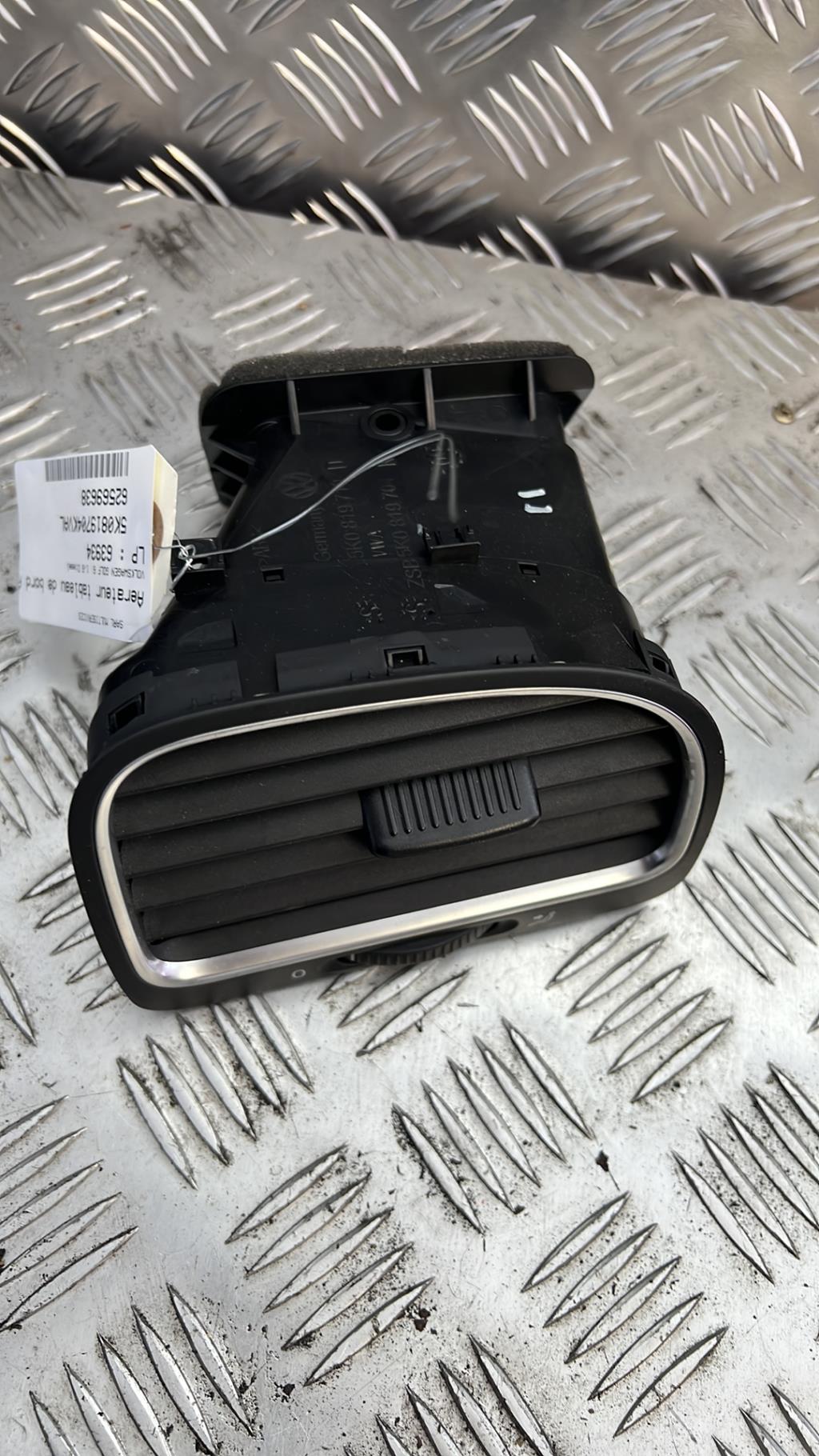 Bocchetta aerazione cruscotto anteriore destra VOLKSWAGEN GOLF 6 Diésel - 1