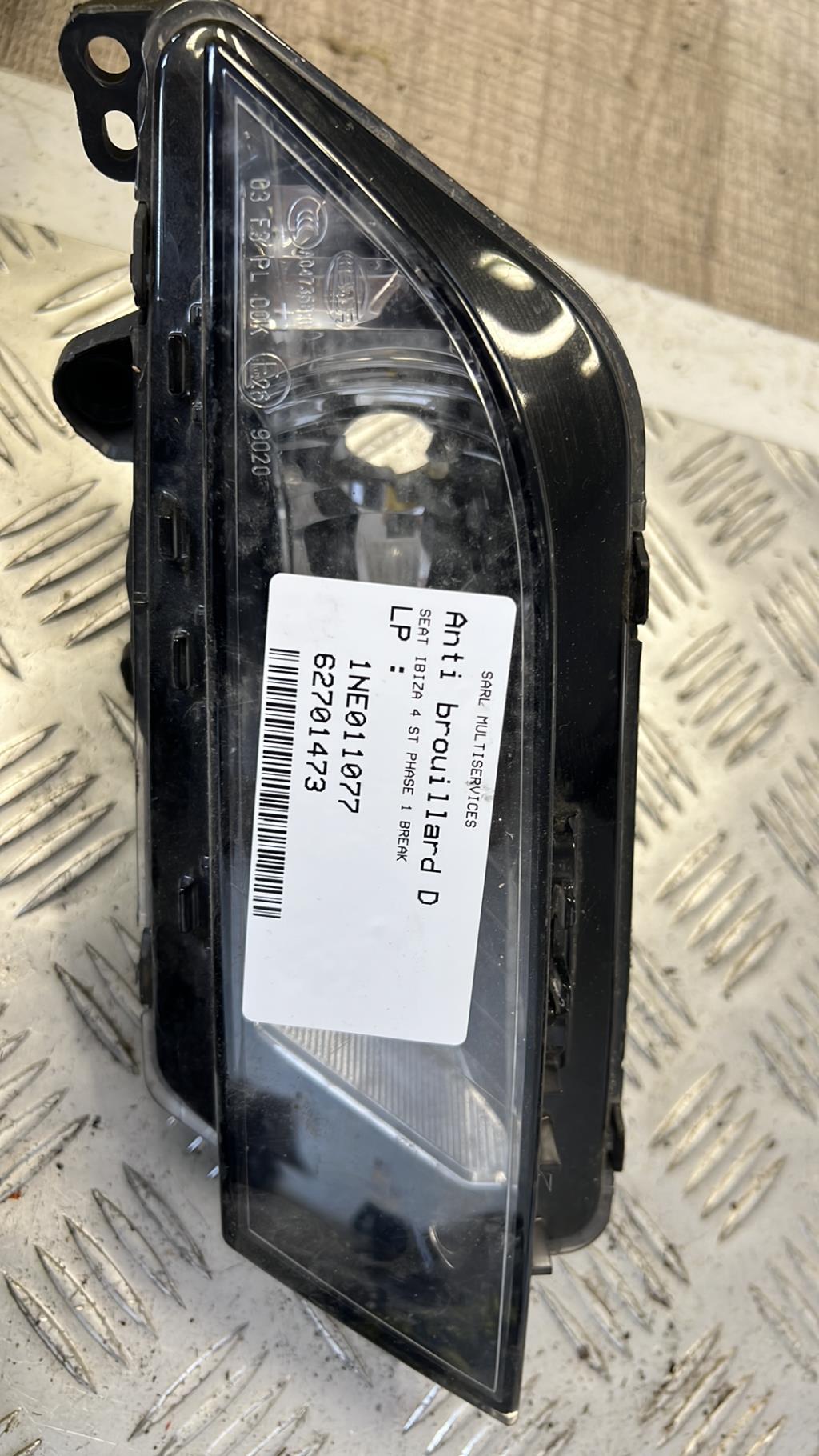 Fendinebbia destro (luci) SEAT IBIZA 4 ST PHASE 1 BREAK  - 1