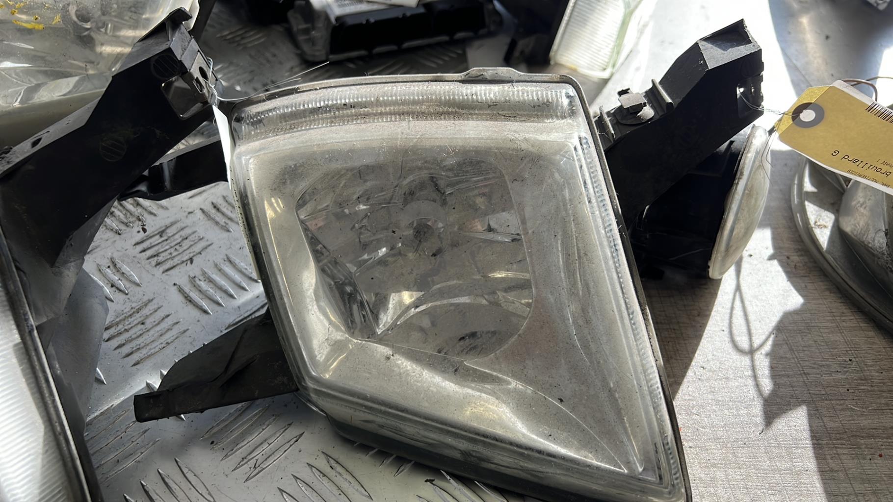 Fendinebbia sinistro (luce) PEUGEOT 407 PHASE 1 Diésel - 1