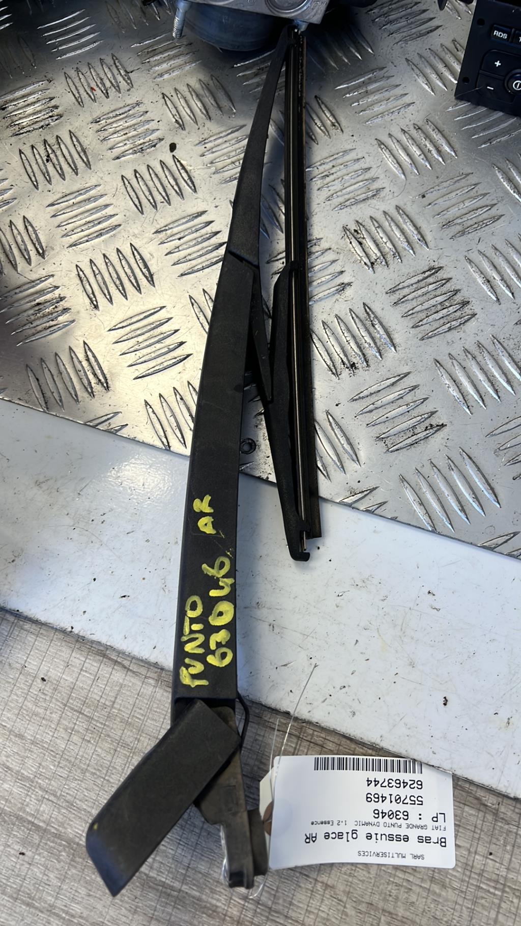 Braccio tergicristallo posteriore FIAT GRANDE PUNTO Gasolina - 1