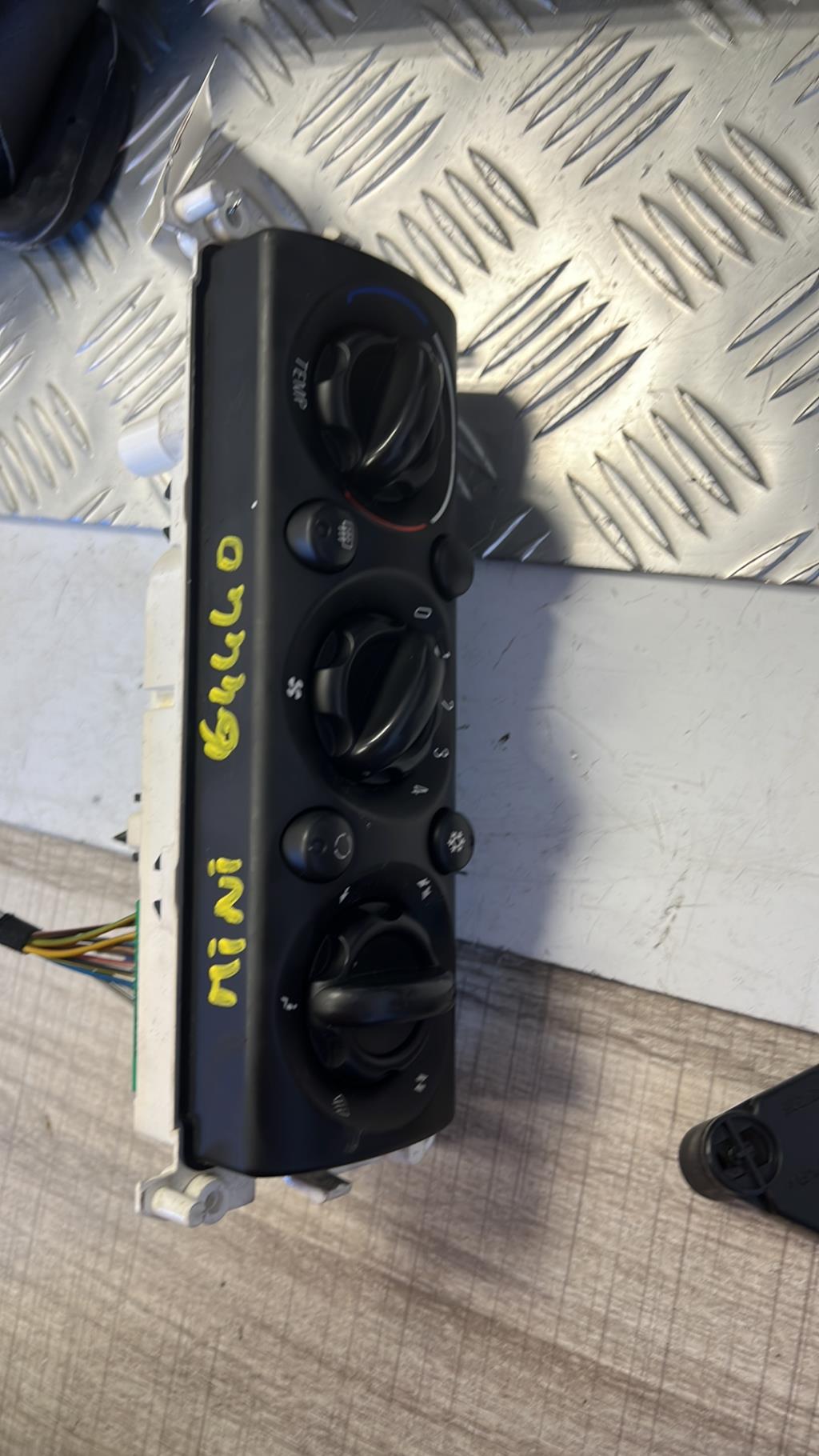 Commande chauffage MINI MINI 1 R50/R53 PHASE 1 Diesel - 1